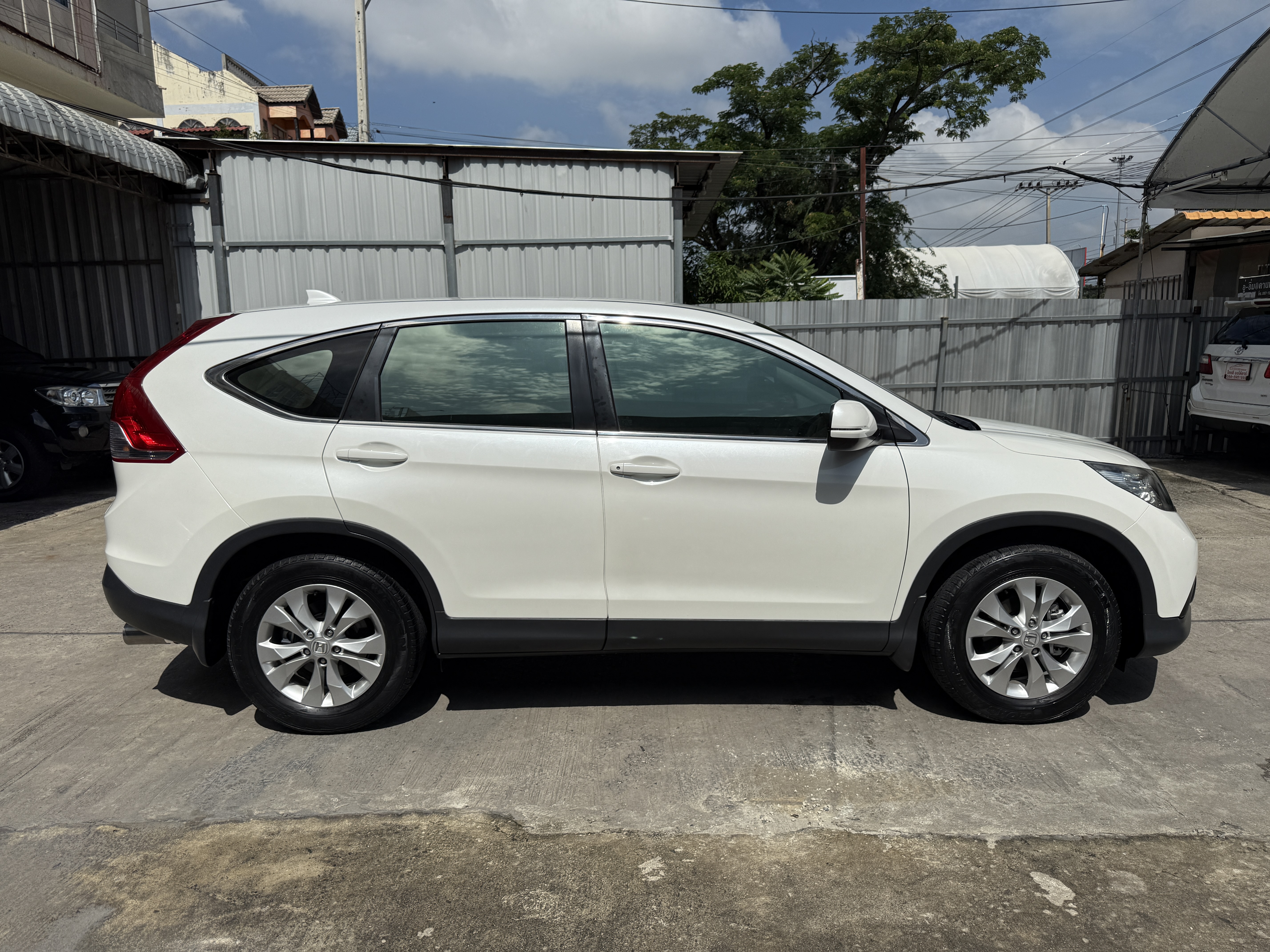 Honda CRV 2.0 E 4WD At 2013 ขาวมุก
