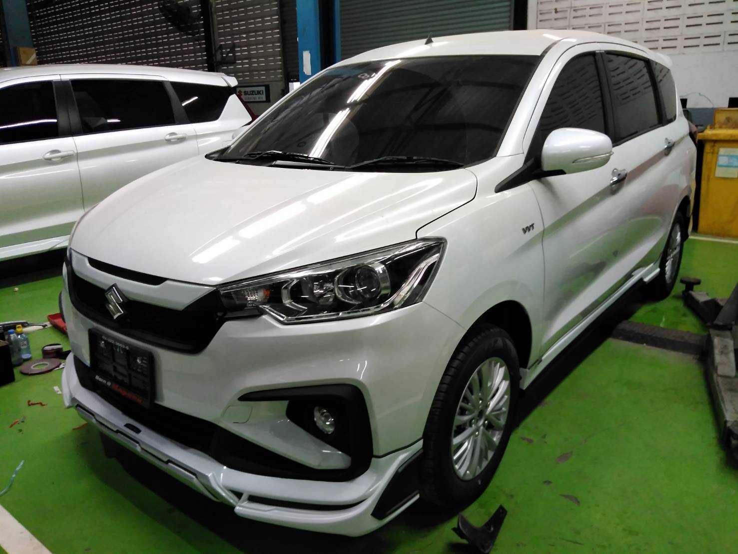 Suzuki Ertiga 2019 V.1 with custom grille bodykits by Amotriz