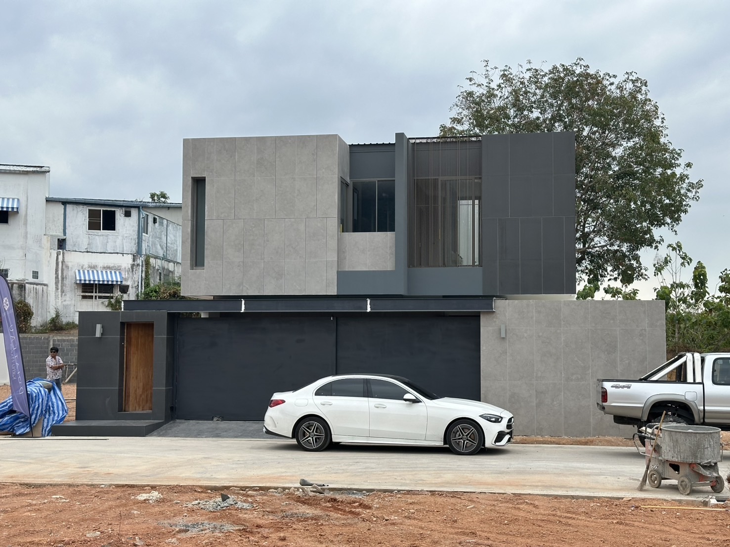 For Sales : Kathu-Patong, Luxury Pool Villa, 4 Bedrooms 4 Bathrooms