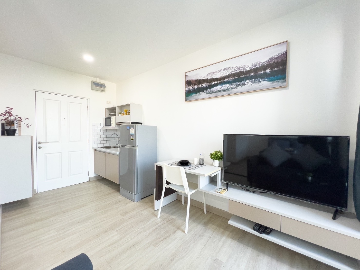 For Sales : Cherngtalay, Zcape 1 Condominium, 1 bedroom, 6th flr., pool view