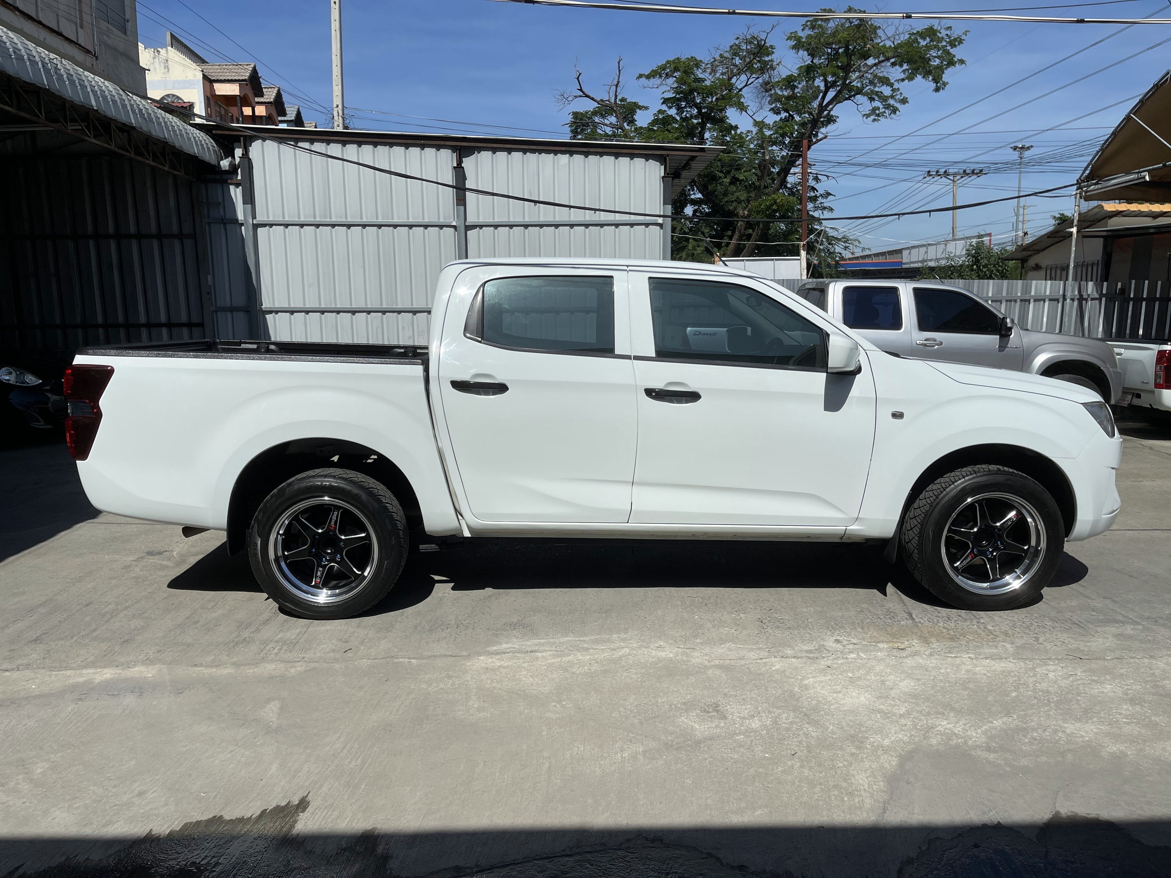 Isuzu Dmax All New 4ประตู 1.9 S Abs 2020 ขาว