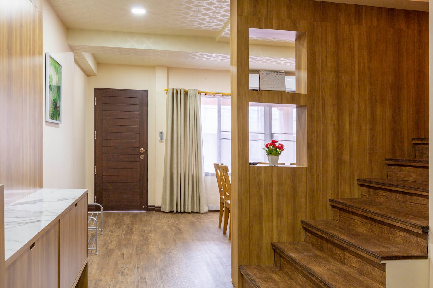 For Rent : Patong Town House 3 Story Sea View 3 bedrooms, 4.5 bathrooms.