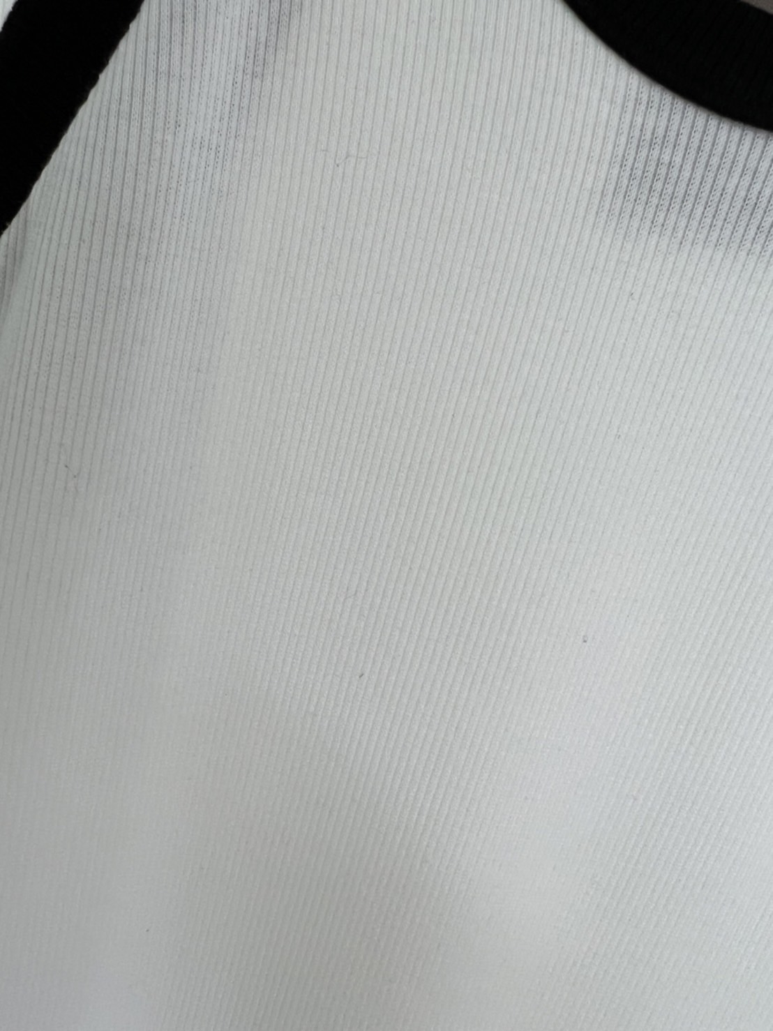 เดรสซกดำ