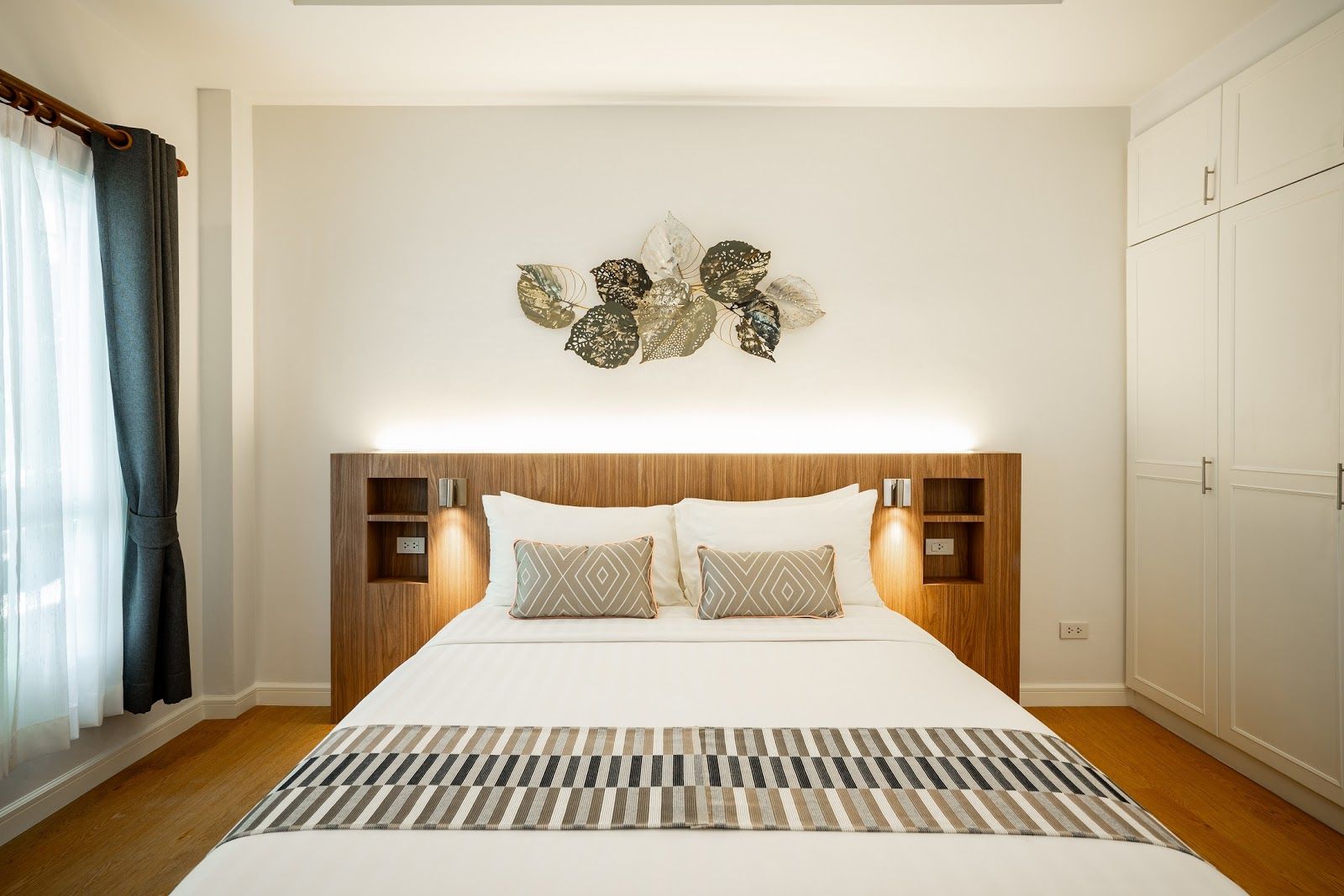 For Rent : Rawai, Pool Villa with Jacuzzi, 3 bedrooms 3 Bathrooms, Pool view.