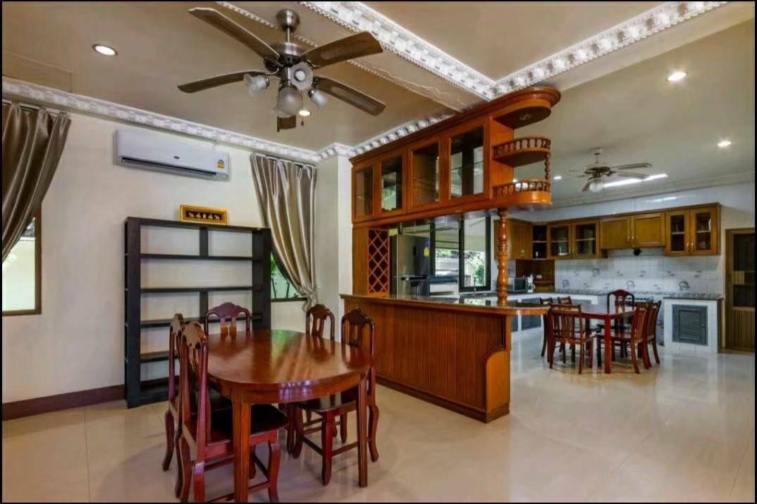 For Rent : Rawai, Private Pool Viila, 5 bedrooms 5 bathrooms