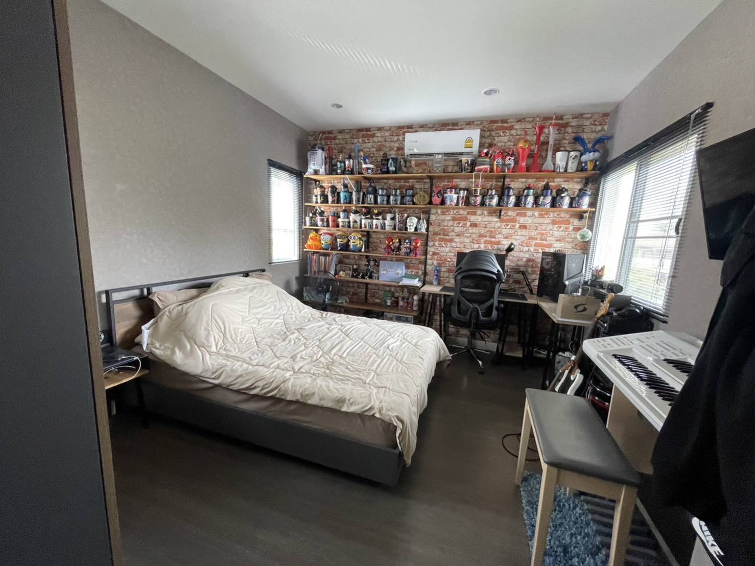 For Rent : Kohkaew, 2-story detached house, 4 Bedrooms 3 Bathrooms