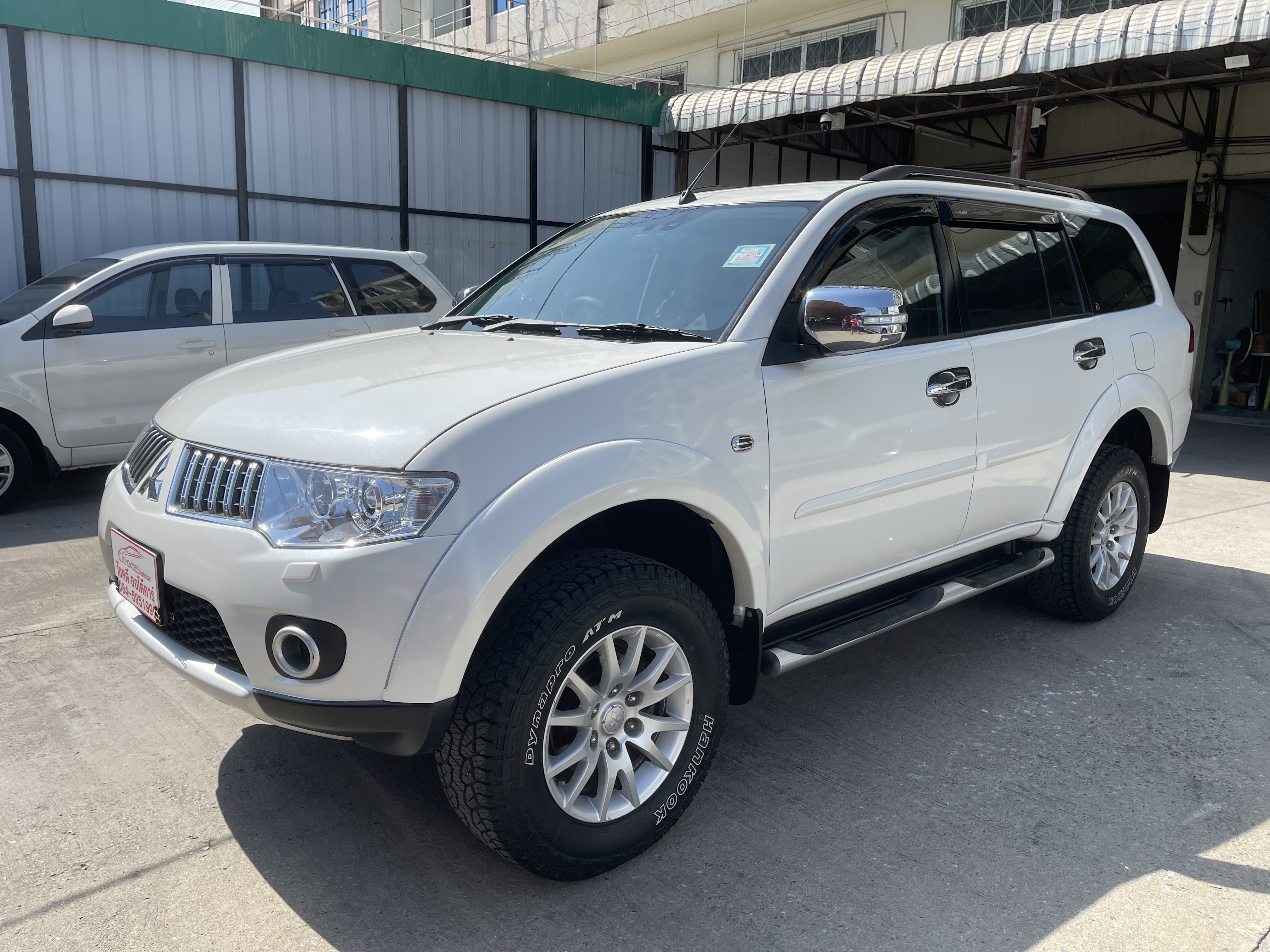 Mitsubishi Pajero Sport 2.5 GT 2WD At 2012 ขาวมุก