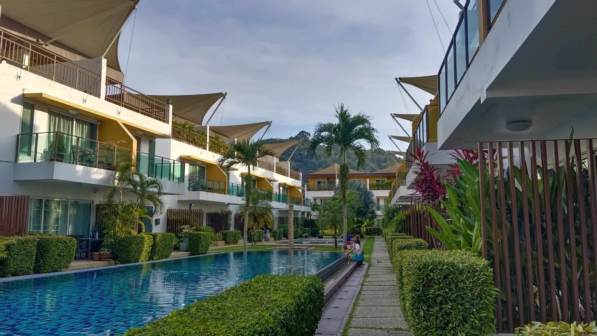 For Rent : Thalang, Townhome Modern Style , 3 bedrooms 2 bathrooms