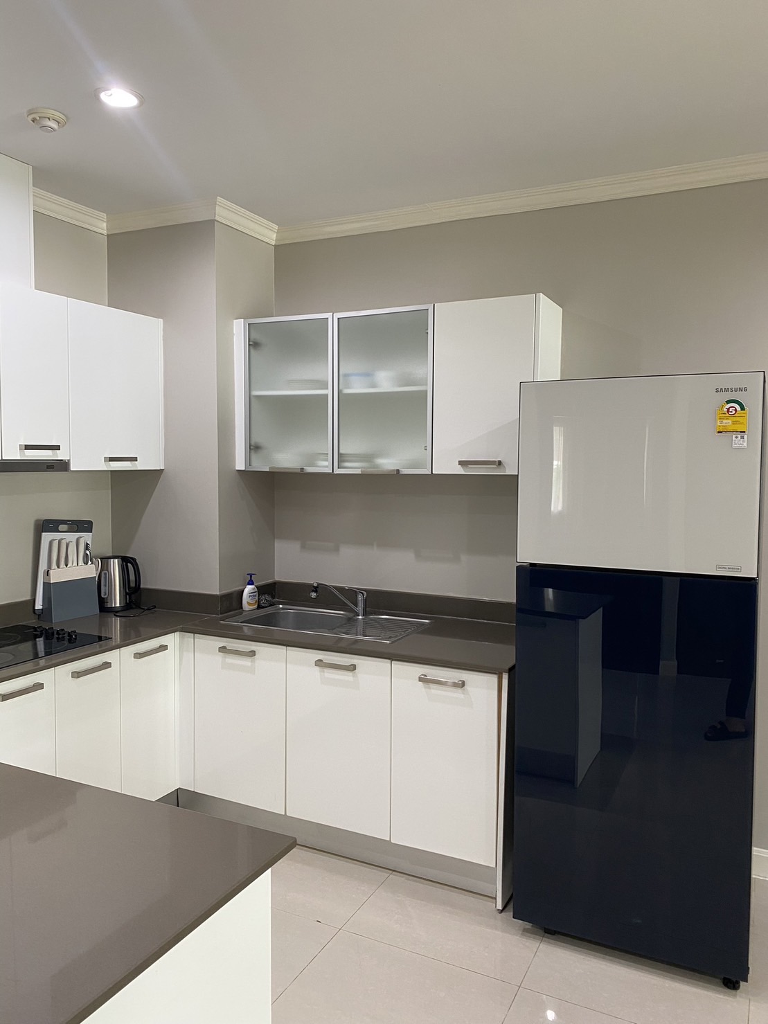 For Rent : Kathu, The Heritage Condo, 2 Bedroom 3 Bathroom, 2nd flr.