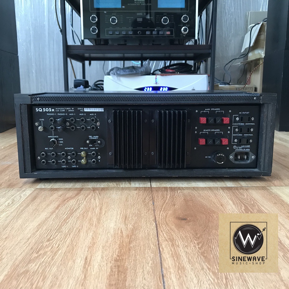 Integrated Amp ยี่ห้อ Luxman รุ่น SQ-505X (Made in Japan)