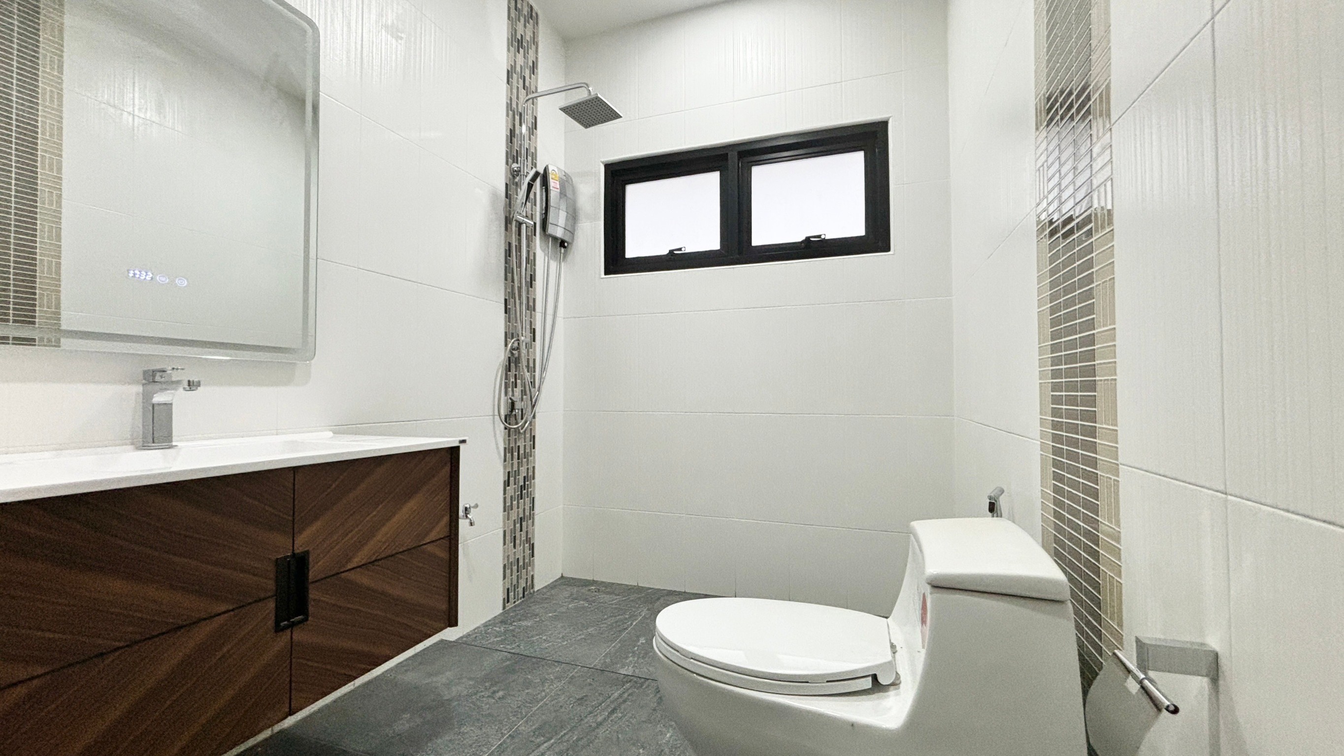 For Sales : Pool Villa @The Valley Village, 3 Bedrooms 2 Bathrooms