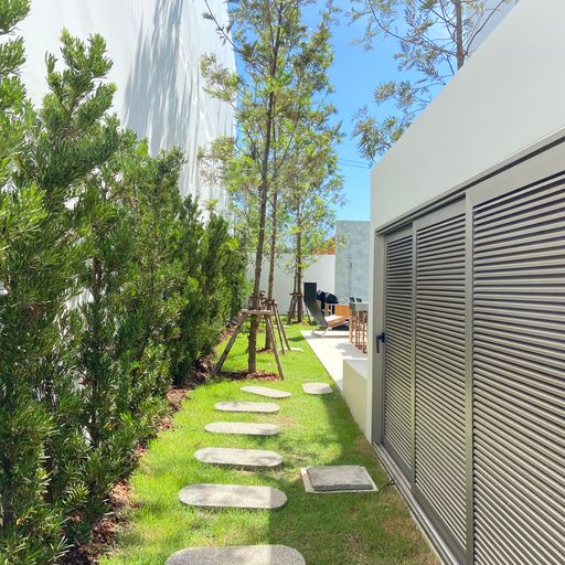 For Sales : Cherngtalay, Modern Contemporary Pool Villa , 3 bedrooms, 3 bathrooms