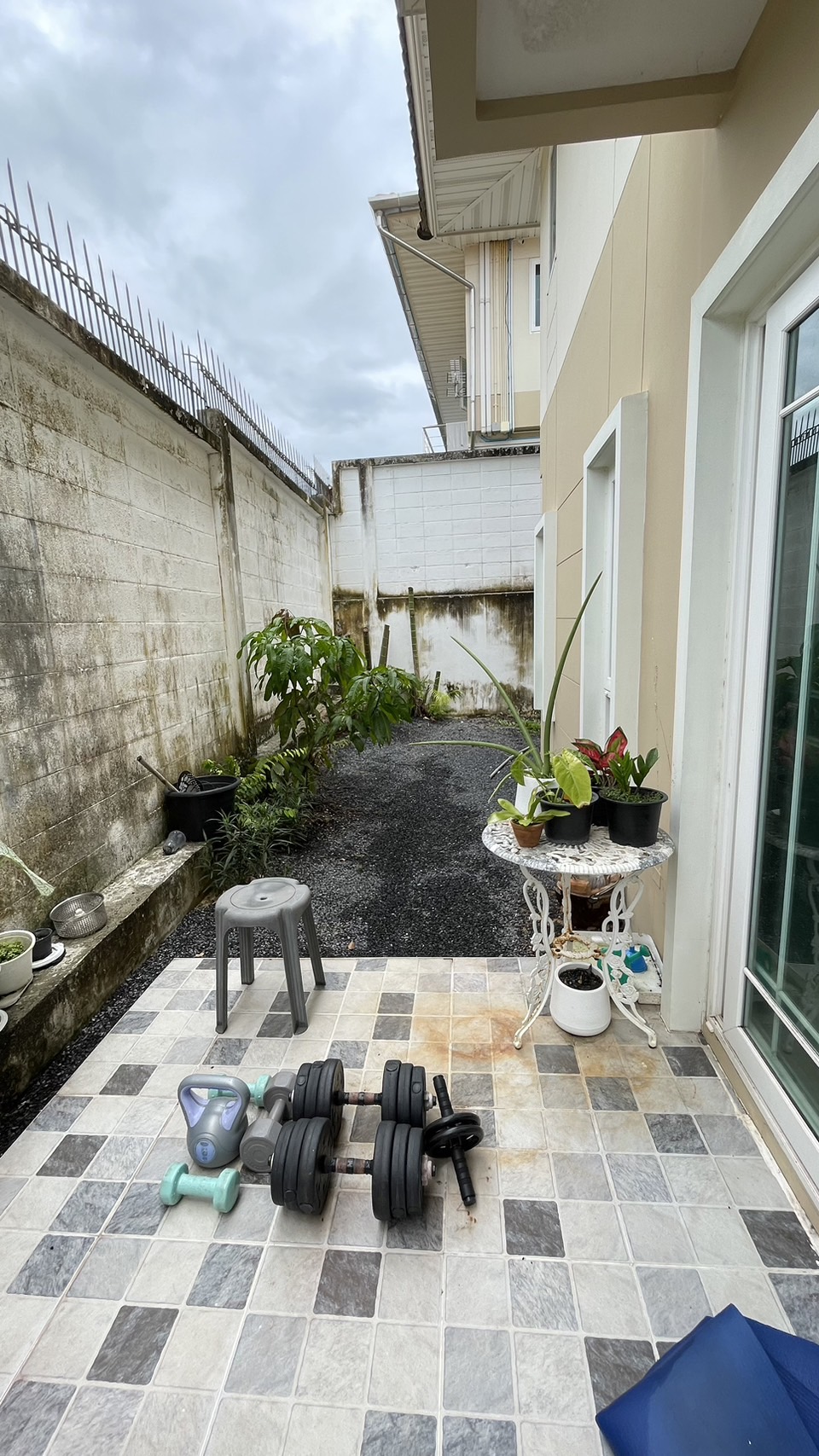 For Rent : Thalang Private House, 4 bedrooms 3 bathrooms