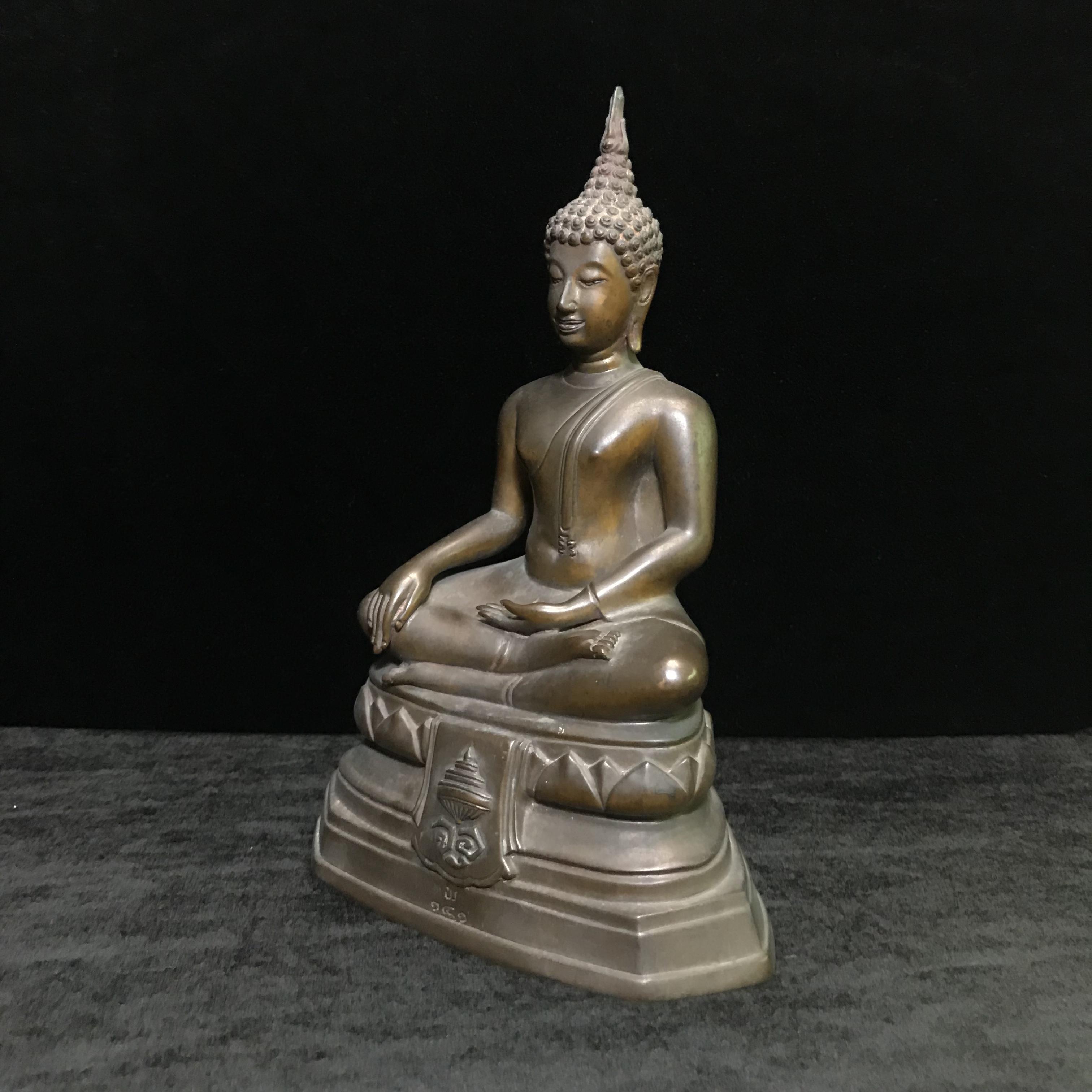 พระพุทธรูปบูชาวชิรมงกุฏ(อักษรย่อ จอุ)วัดมกุฏกษัตริยาราม ปี2511 หน้าตัก 5นิ้ว