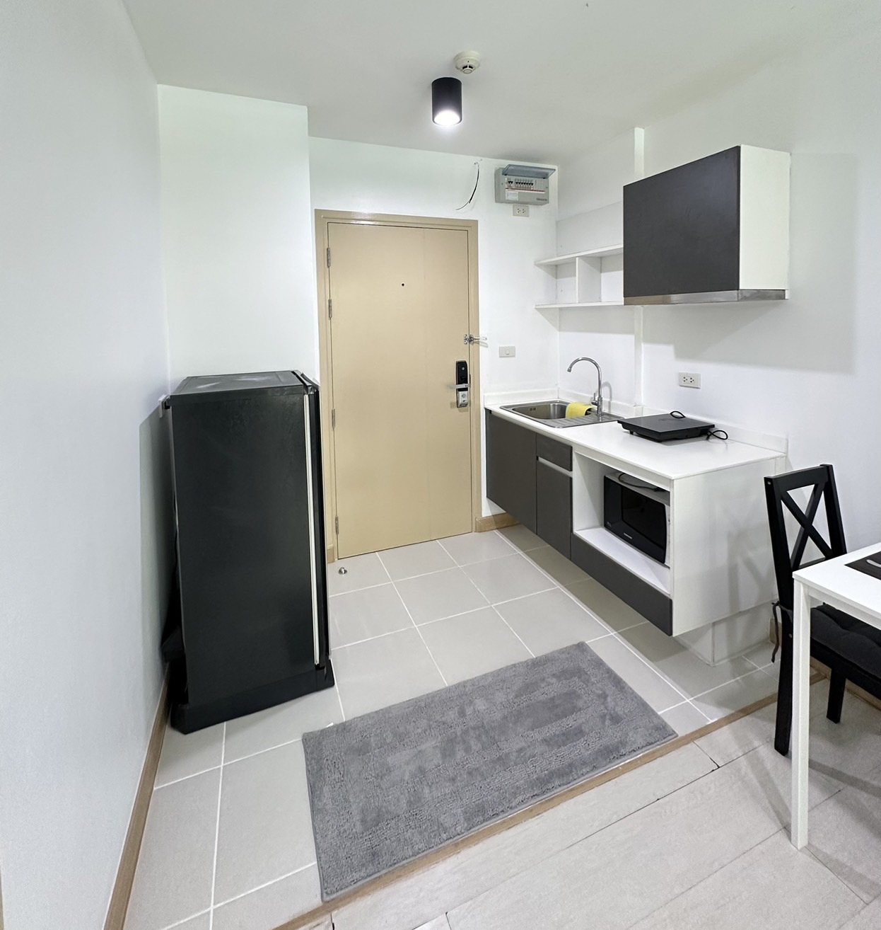 For Rent : Wichit, Zcape 3 Condominium, 1 bedroom 1 bathroom