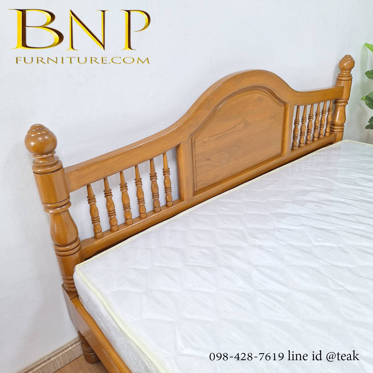 เตียงไม้สักแท้ 6 ฟุต รุ่นคลาสสิค