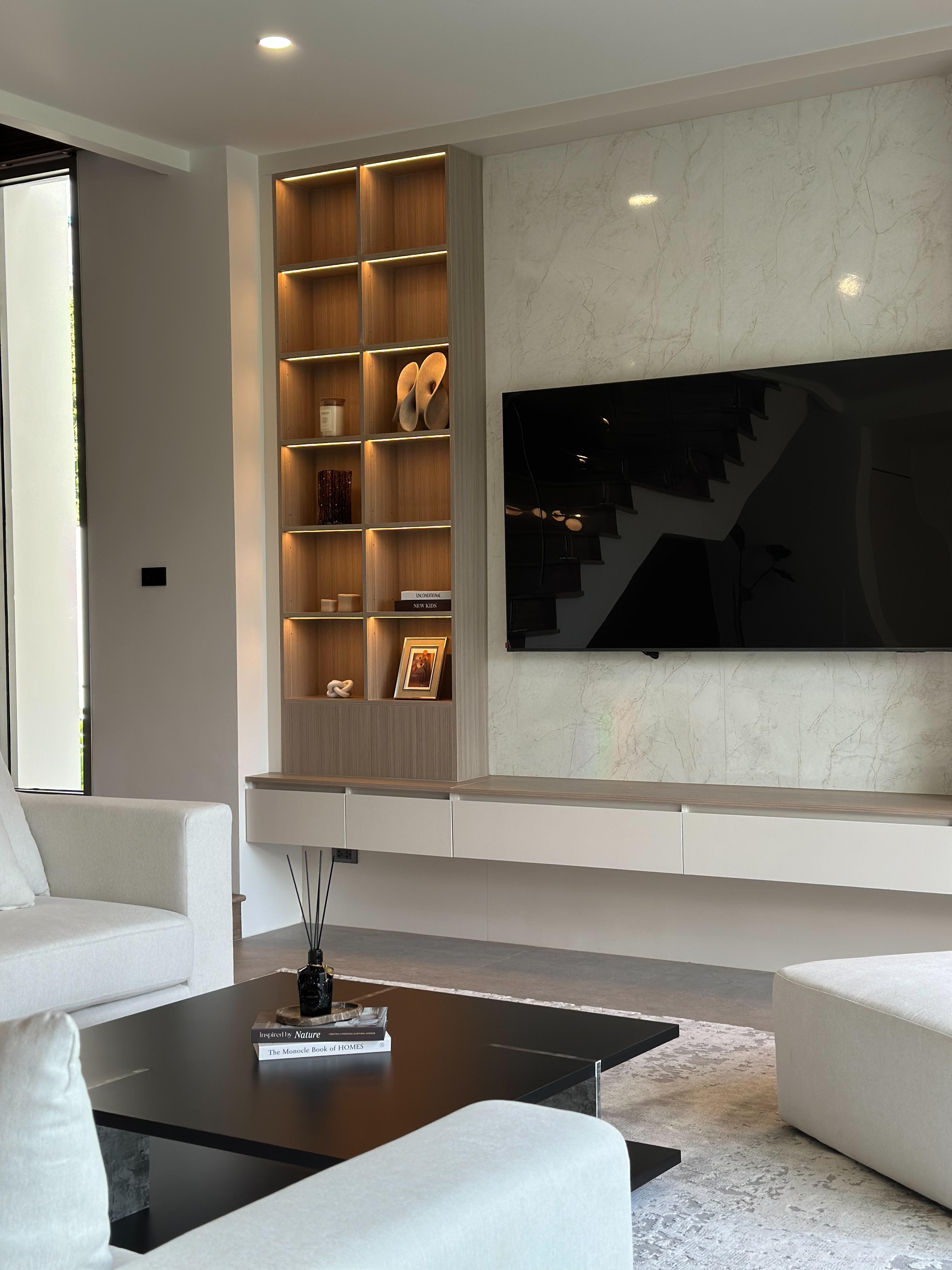 For Sales : Kathu-Patong, Luxury Pool Villa, 4 Bedrooms 4 Bathrooms