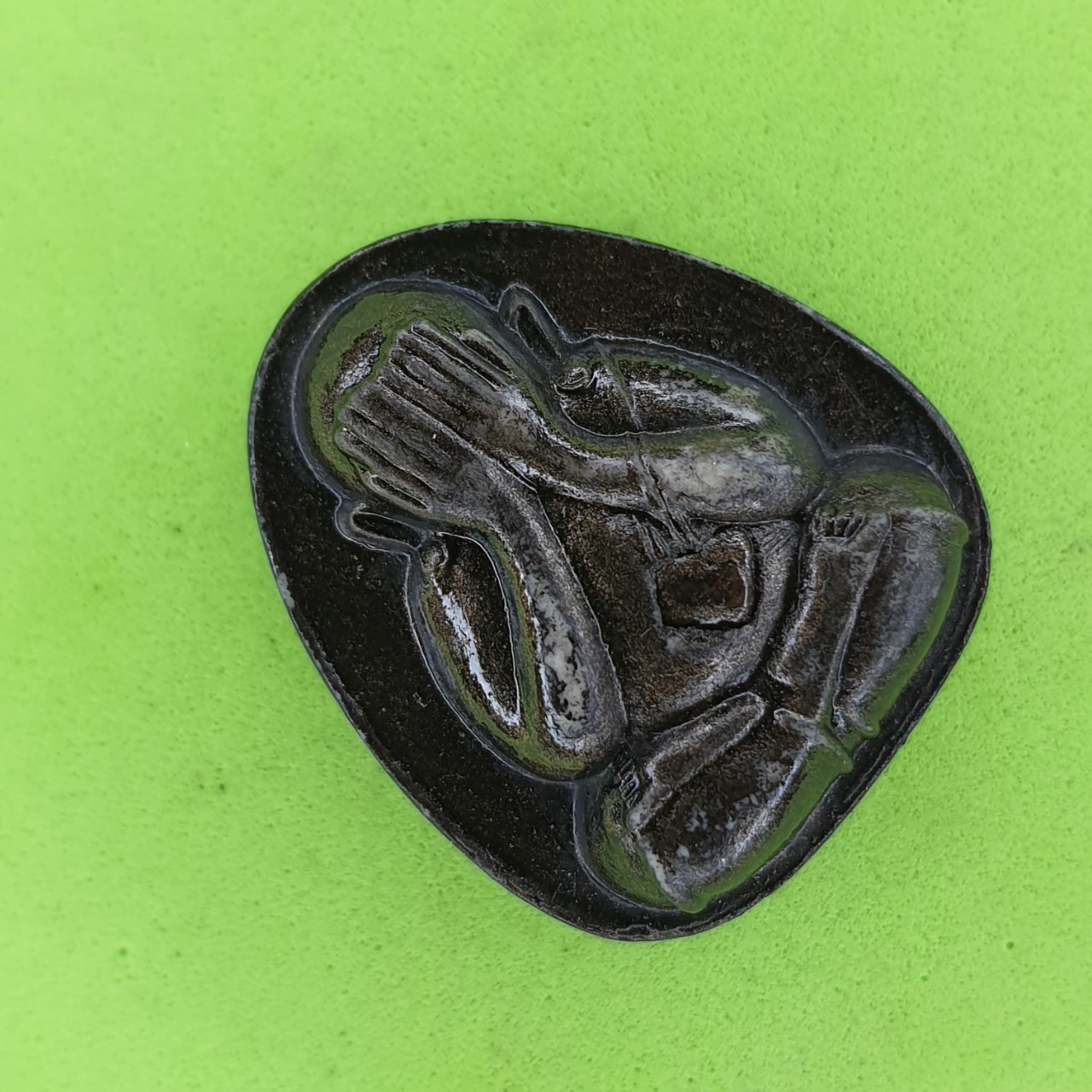 พระเครื่อง พระปิดตา รุ่น เมตตา โชคลาภ มหาอุตม์ สีดำทำเก่า พระปิดตาของแท้ พระแท้ พระปิดตามหาอุต พระปิดตาแท้ พระปิดตาเนื้อผง