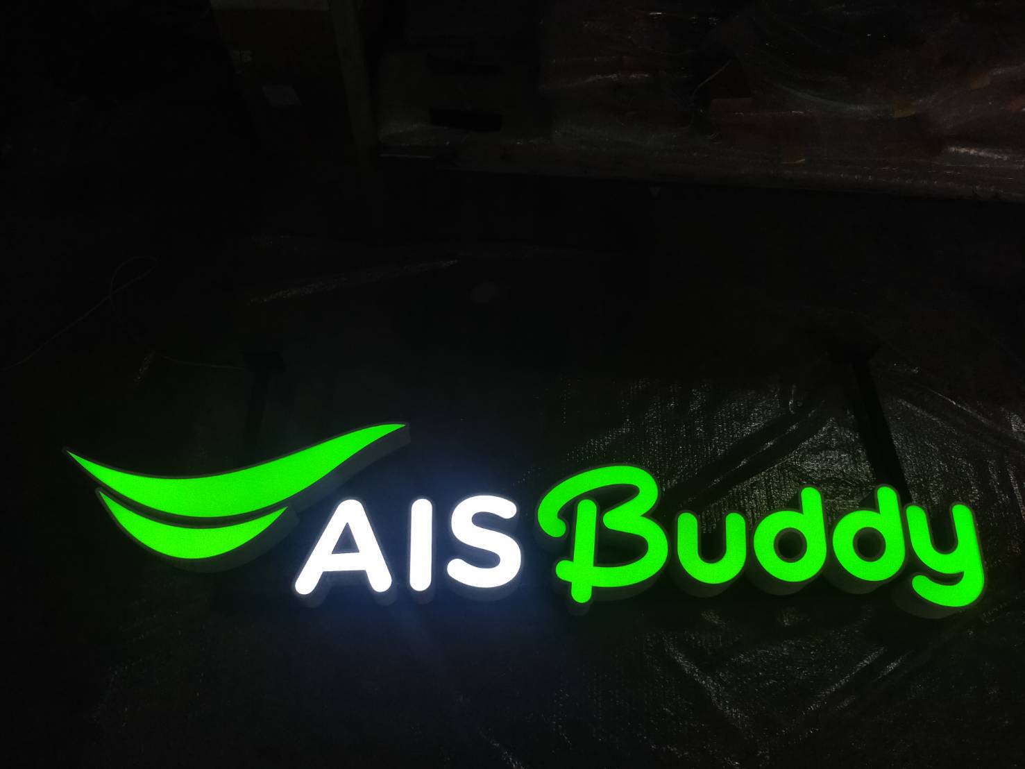 ป้ายกล่องไฟ AIS Buddy