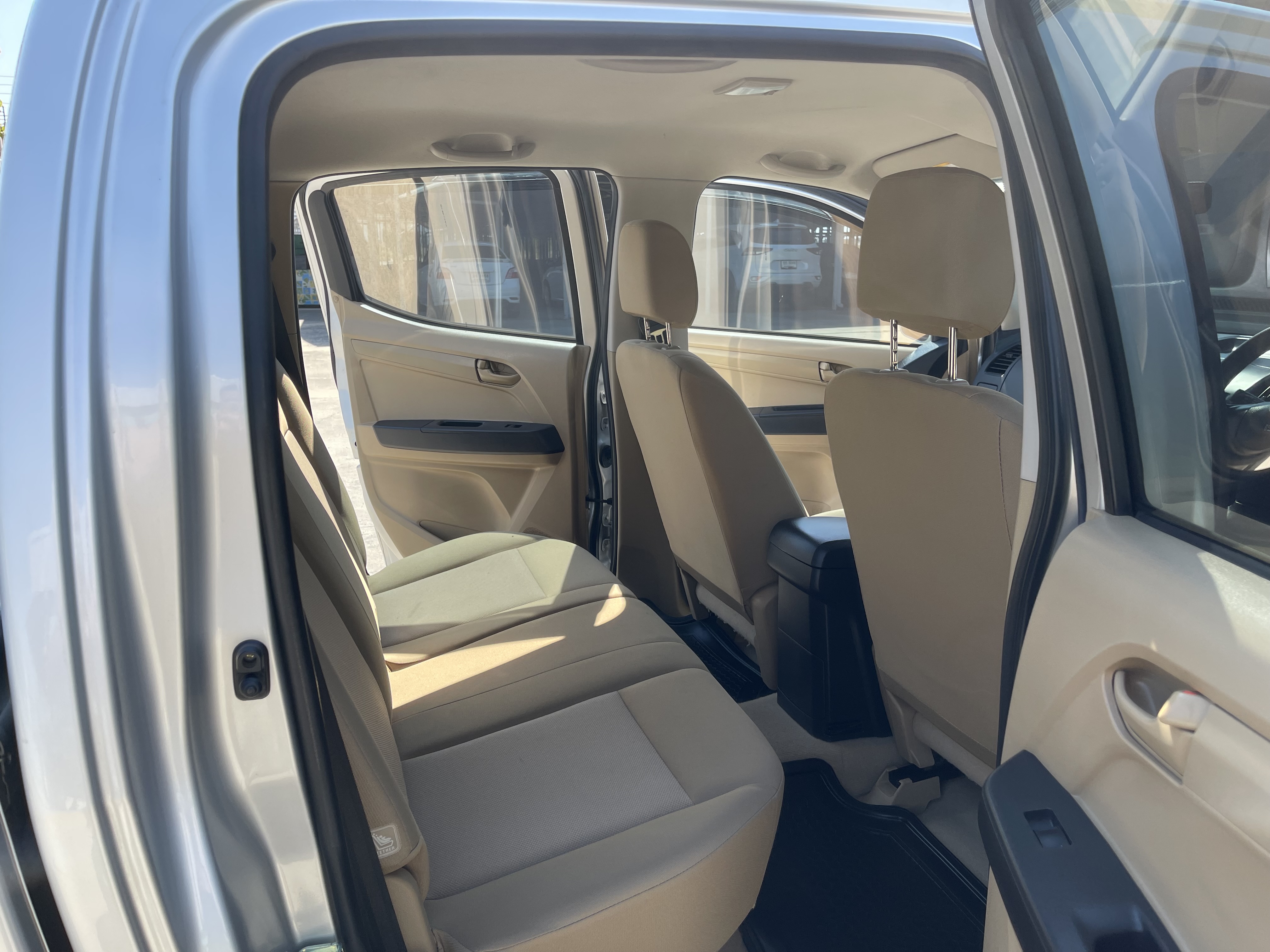 Isuzu Dmax All New 4ประตู 1.9 S 2016 เงิน