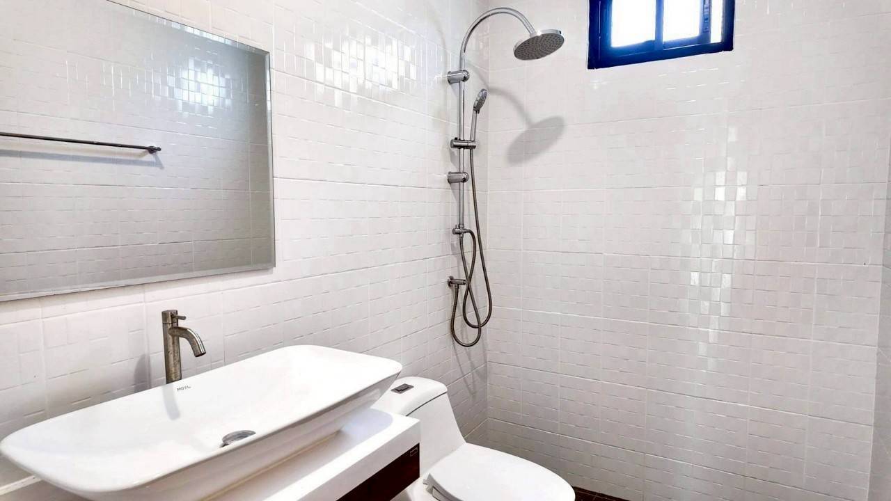 For Sale : Pakhlok, Single-story house, 3 bedrooms 2 bathrooms