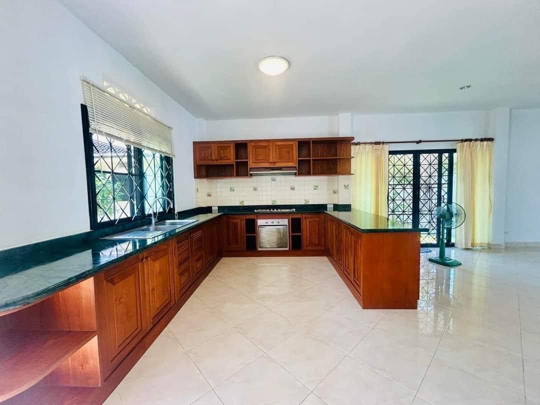 For Sale : Pakhlok-Bang Rong, Single house with swimming pool, 3 bedrooms 4 bathrooms