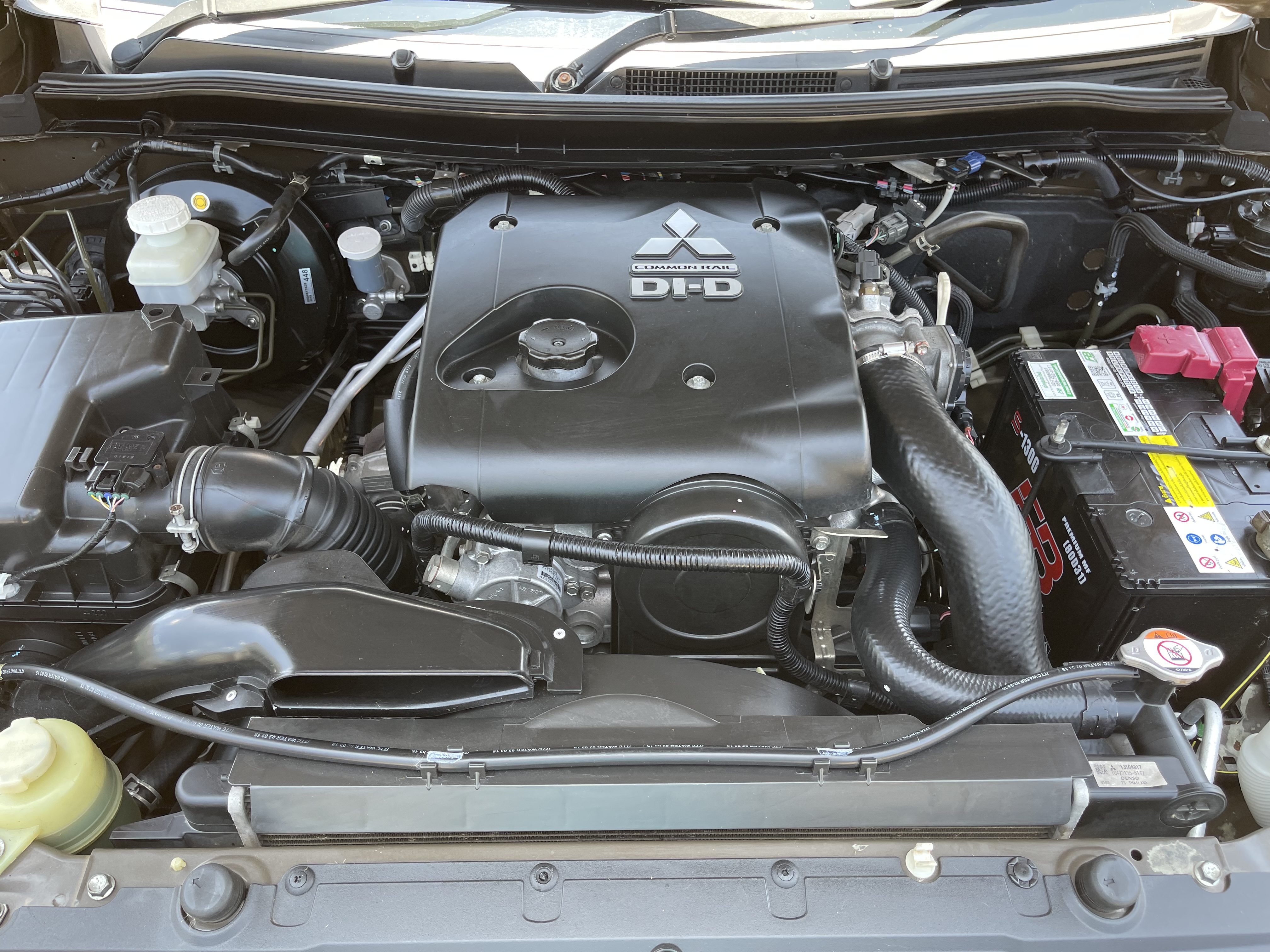 Mitsubishi Triton All New Cab 2.5 GLX 2015 น้ำตาล