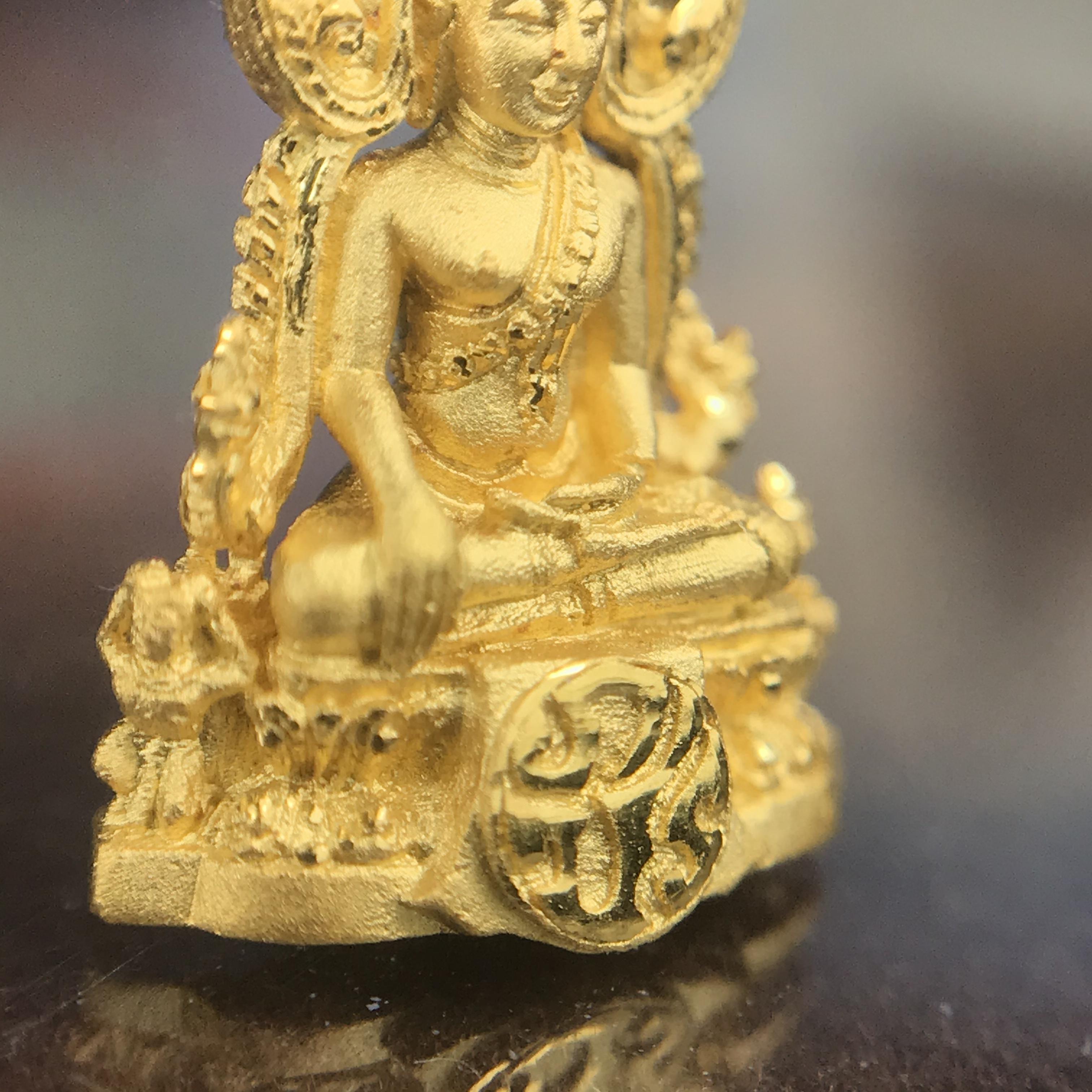 พระพุทธชินราช ภปร. โครงการ เพราะแผ่นดินนี้คือแผ่นดินเกิด ปี2551 เนื้อทองคำ 96.5%(น้ำหนัก 2.6 กรัม) ขนาดหน้าตัก1/4นิ้ว (สวยงามทรงคุณค่าหายาก)1 ใน 5000องค์