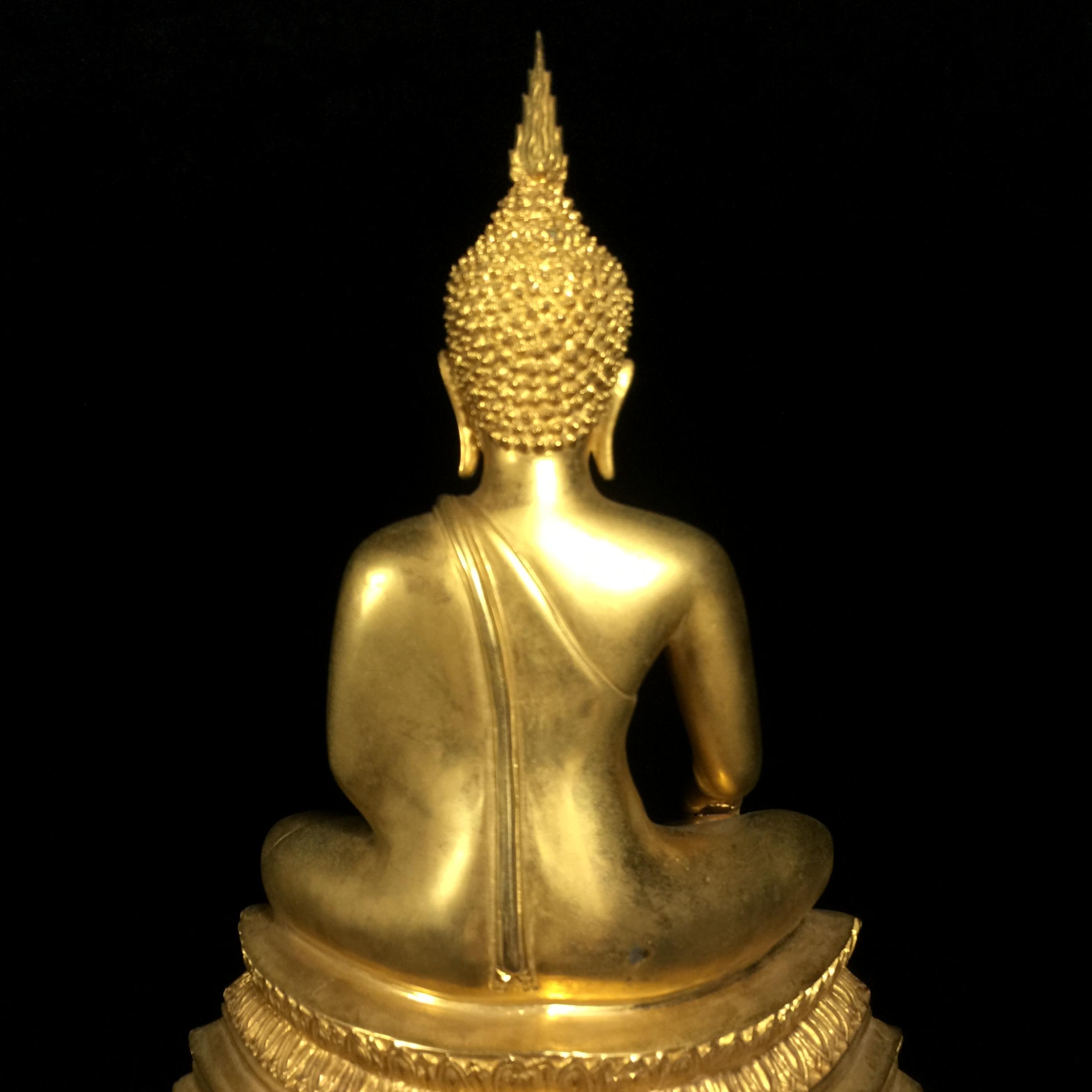 พระบูชาพระพุทธศิรมงคล ภปร. วัตถุมงคลคุ้มเกล้าปี2524 ของมูลนิธิคุ้มเกล้า โรงพยาบาลภูมิพลจัดสร้าง ขนาดหน้าตัก5นิ้ว(ในหลวงรัชกาลที่9 ทรงจุดไฟพระฤกษ์และเททอง พิธีใหญ่)ยอดนิยมหายาก