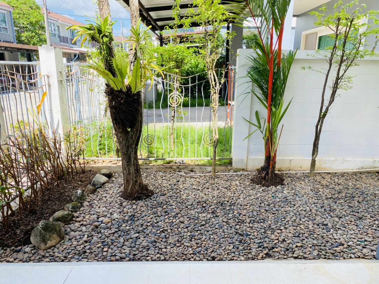 For Rent : Kohkaew, 2-story detached house, 3 Bedrooms 2 Bathrooms