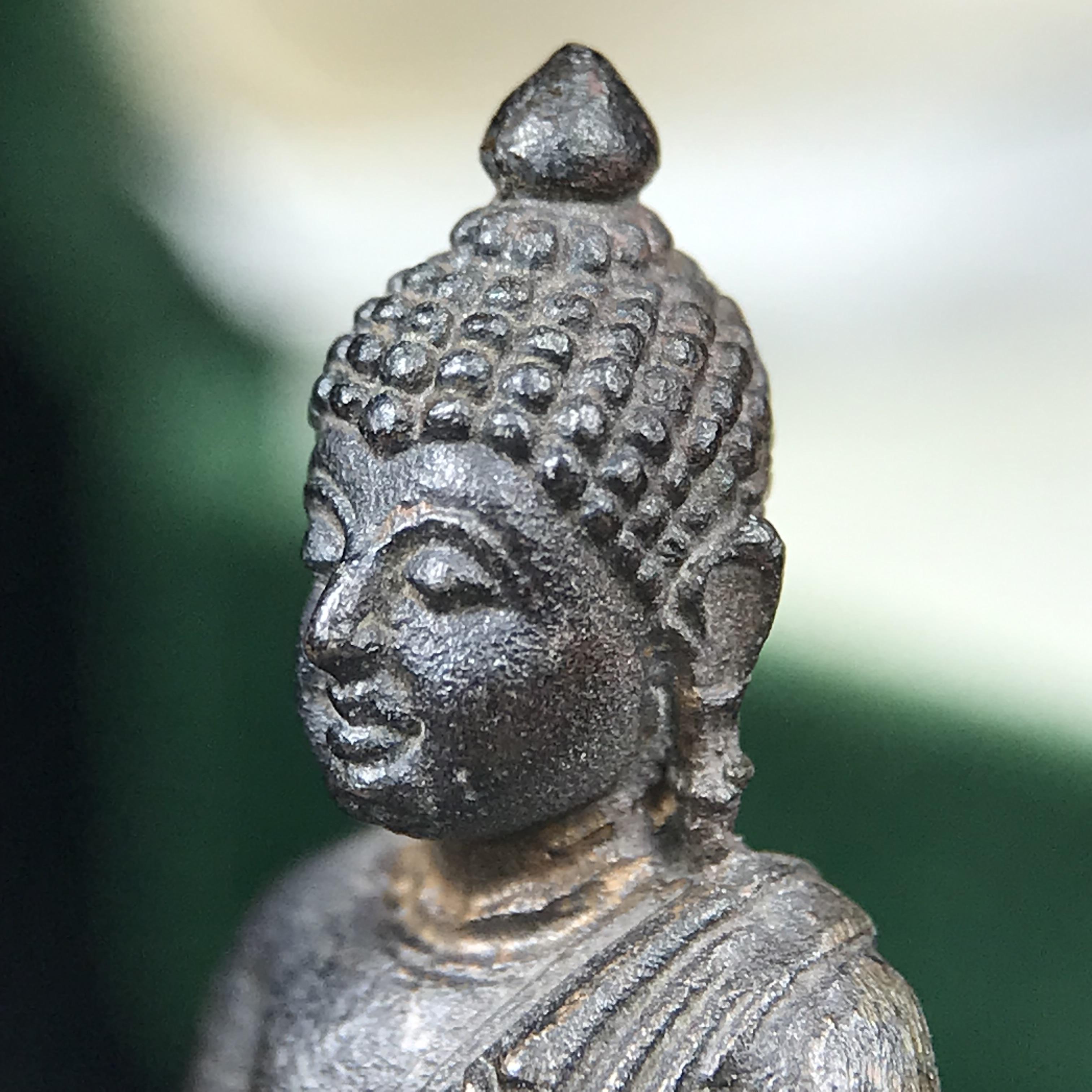 พระกริ่งวาสนา(รุ่นแรก) 80 พรรษา สมเด็จพระสังฆราช (วาสน์) วัดราชบพิธฯ ปี2521 เนื้อนวโลหะ(ตอกโค๊ตพระปิดตา) โดยมีหลวงปู่โต๊ะ วัดประดู่ฉิมพลีร่วมปลุกเสก พร้อมกล่องบรรจุเดิม(รุ่นแรก คอตั้งตรงได้สัดส่วน หายาก)