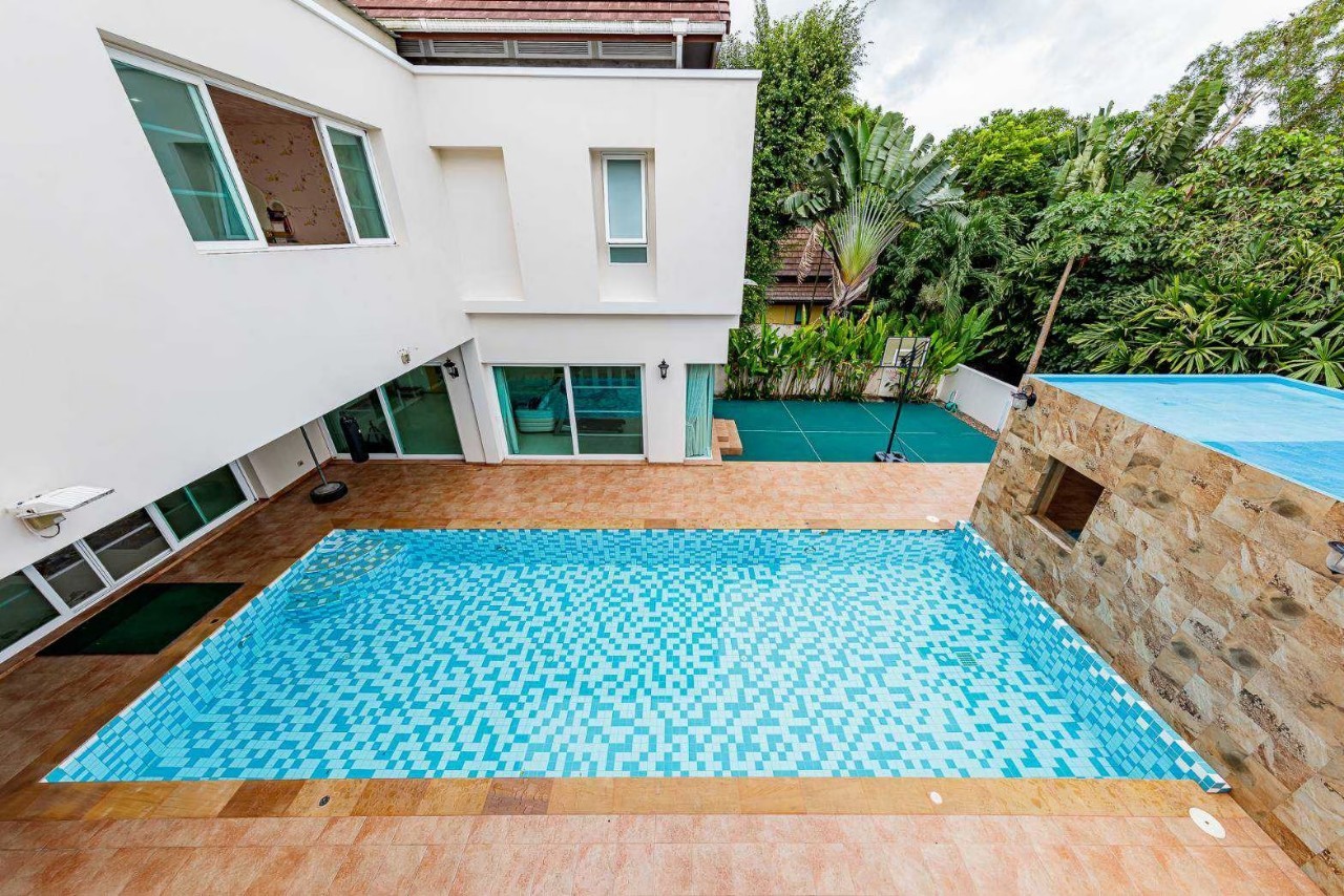 For Sale : Phuket Boat lagoon 4 Bedrooms 4 Bathrooms 163 SQ.W