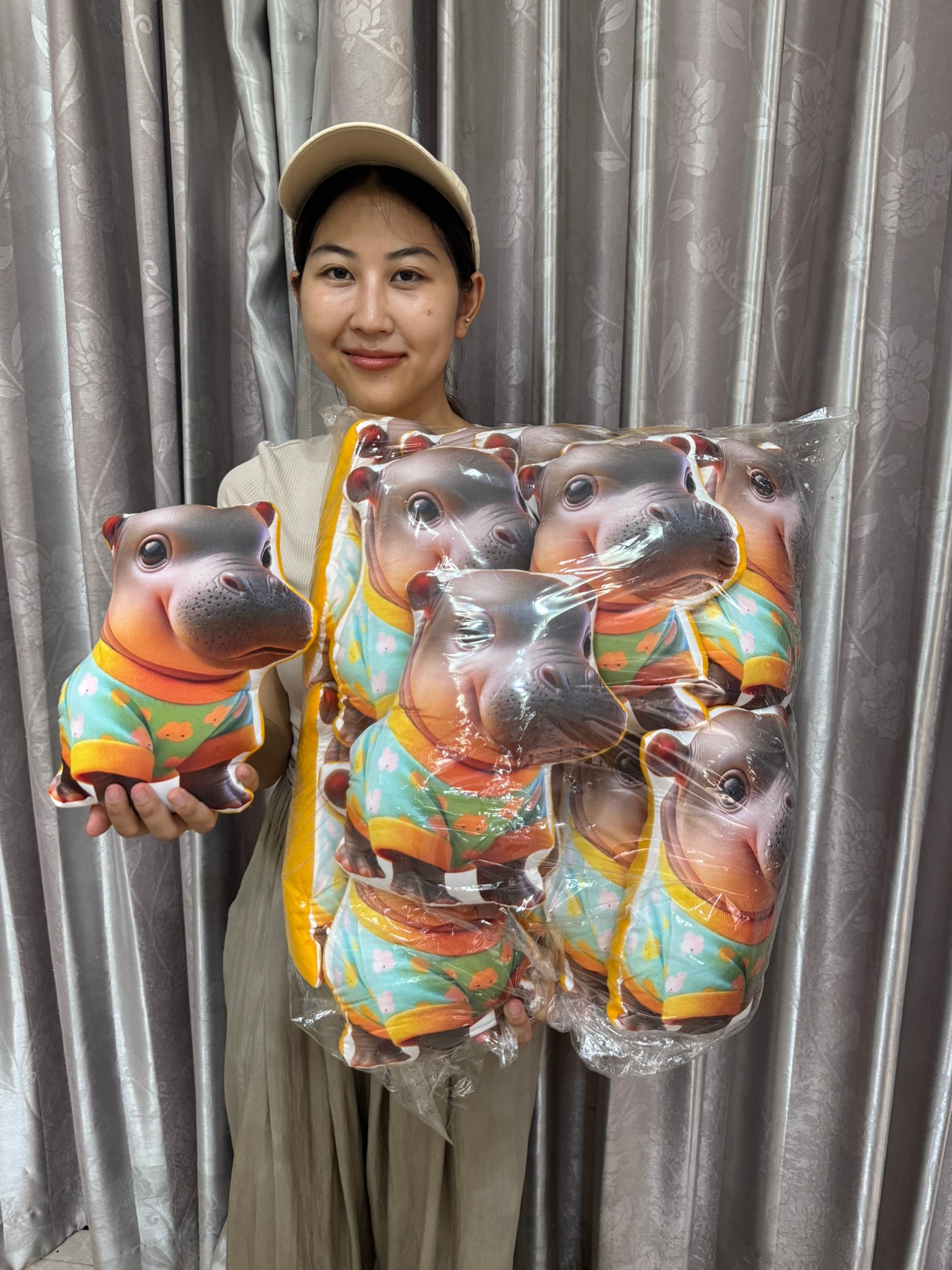 ตุ๊กตาน้องฮิปโป ยกโหลสุดคุ้ม