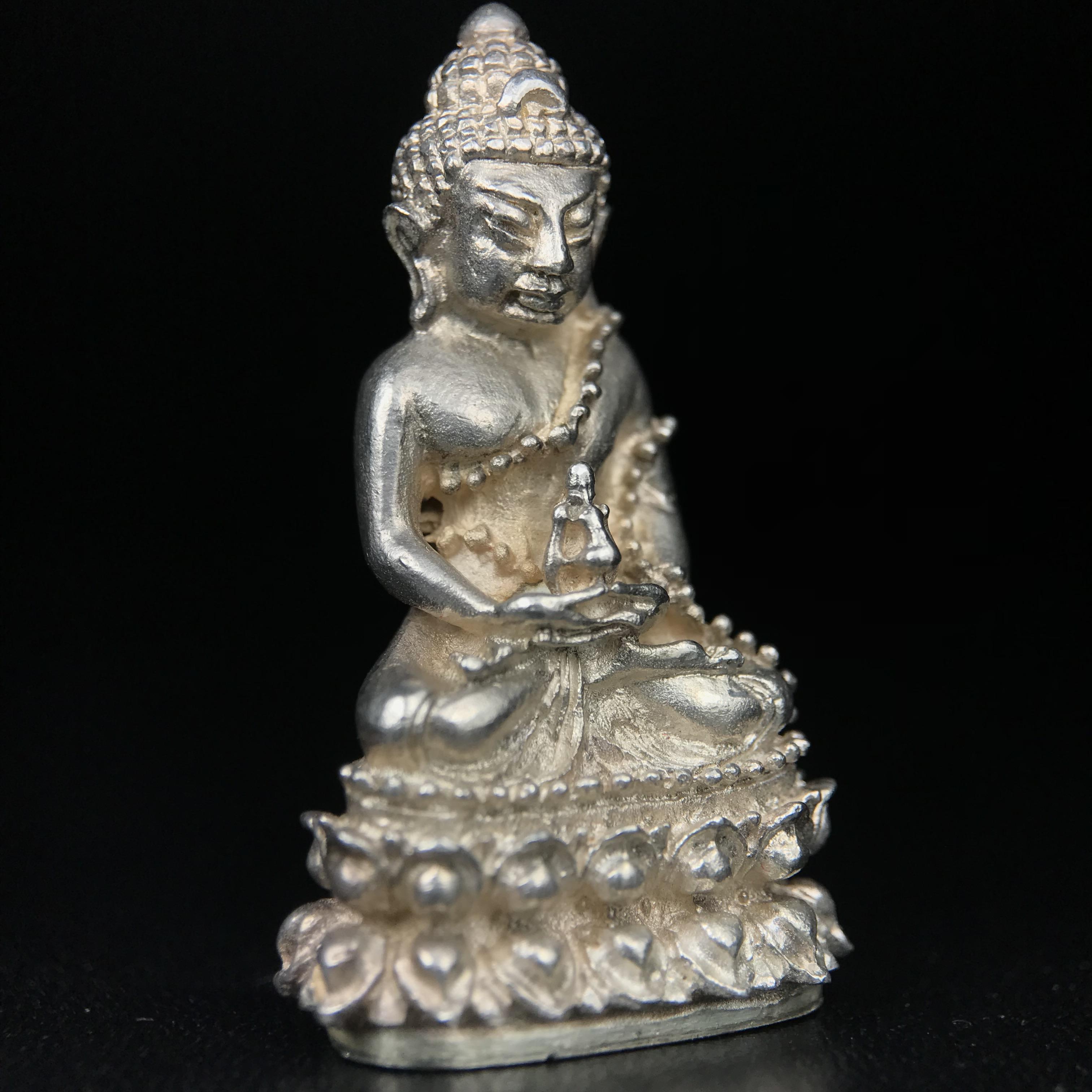 พระกริ่งญาณสังวร(พระกริ่ง ญส.)ปี 2519 เนื้อเงิน(สภาพสวยผิวเดิมขึ้นน้ำทองสวยมาก) สมเด็จพระญาณสังวรและหลวงพ่อคูณ ปริสุทโธ จับสายสูตรร่วมกันในพิธีเททอง ณ อุโบสถวัดบวรนิเวศวิหาร(พิธีใหญ่ เจตนาดี หลวงปู่โต๊ะร่วมปลุกเสก)(แบบนี้ไม่ควรพลาด)หายาก 1ใน 999 องค์