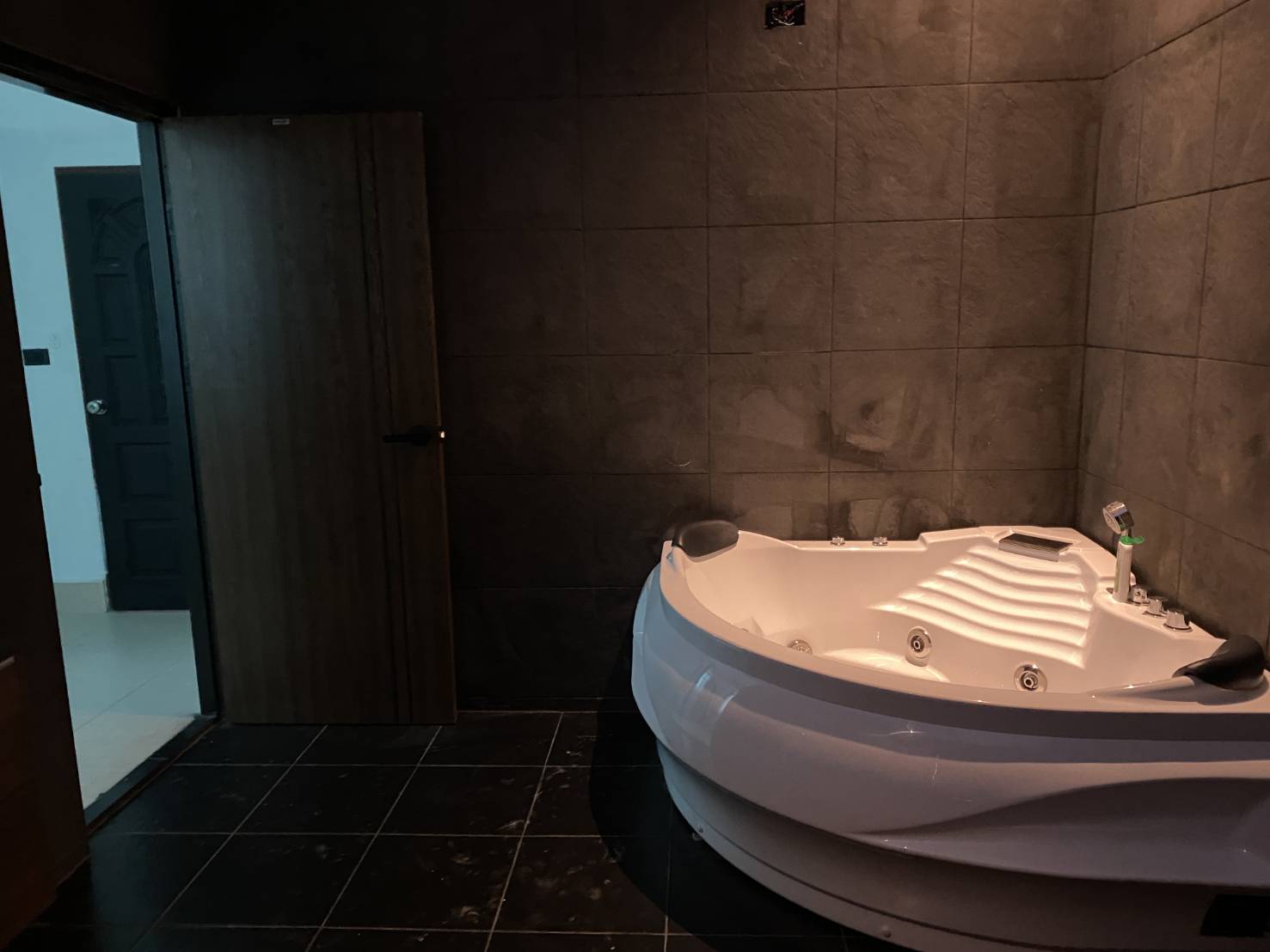 For Rent : Kathu, Pool Villa The Valley Kathu, 3 bedrooms 3 bathrooms