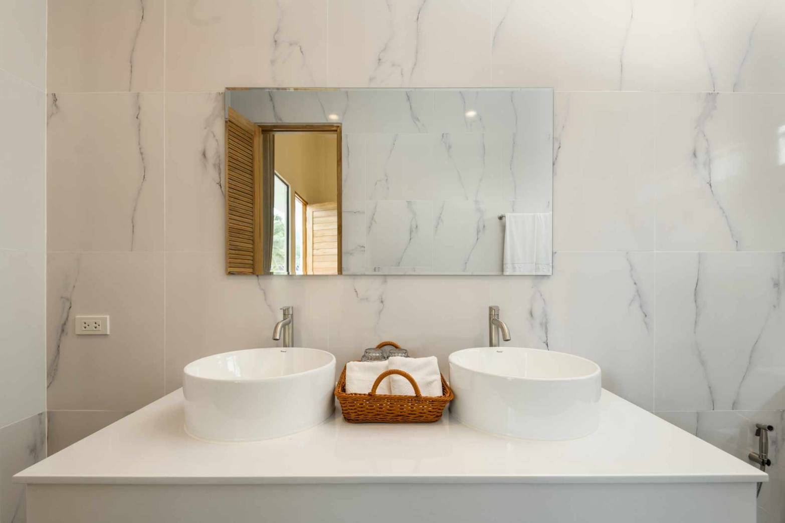 For Rent : Manic-Cherngtalay, Brand New Private Pool Villa, 5 Bedrooms 6 Bathrooms