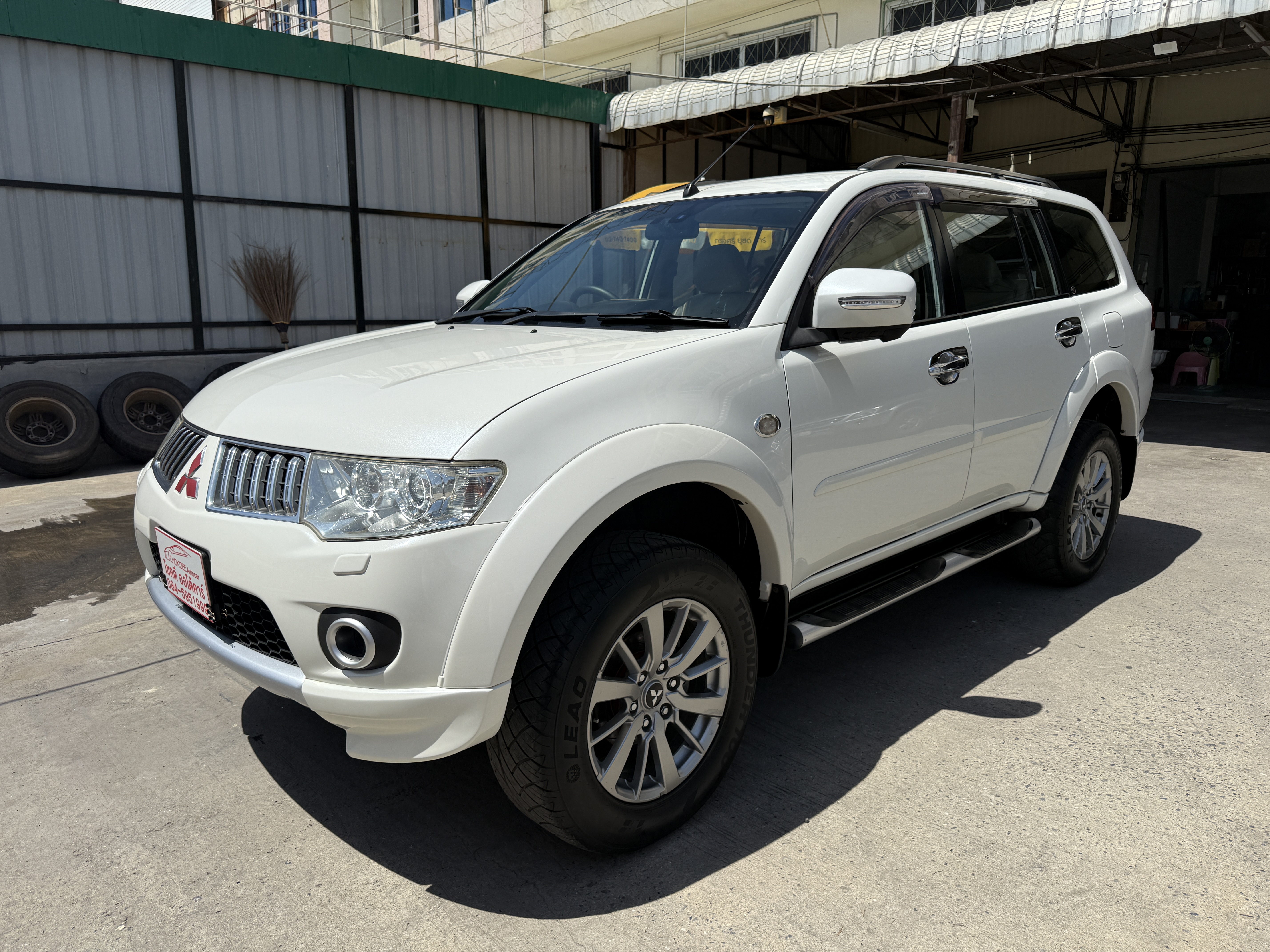 Mitsubishi Pajero Sport 2.5 GT 2WD At 2011 ขาวมุก