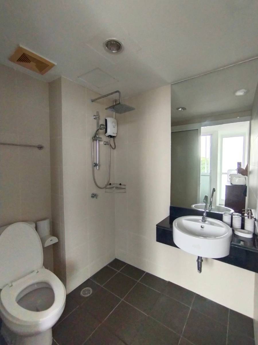 For Rent : The wind Condotel, 1 bedroom 1 bathroom 7th flr. City view 31.7 Sq.m