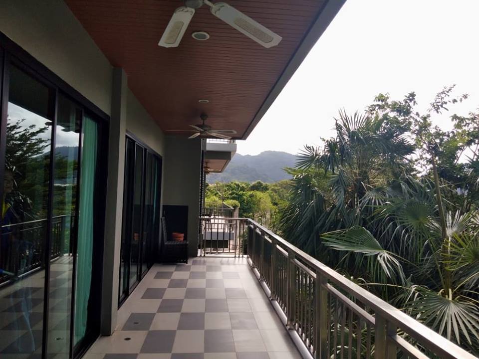 For sales : Chalong Miracle Condominium luxury modern 92 SQM. Club house & Moutain View