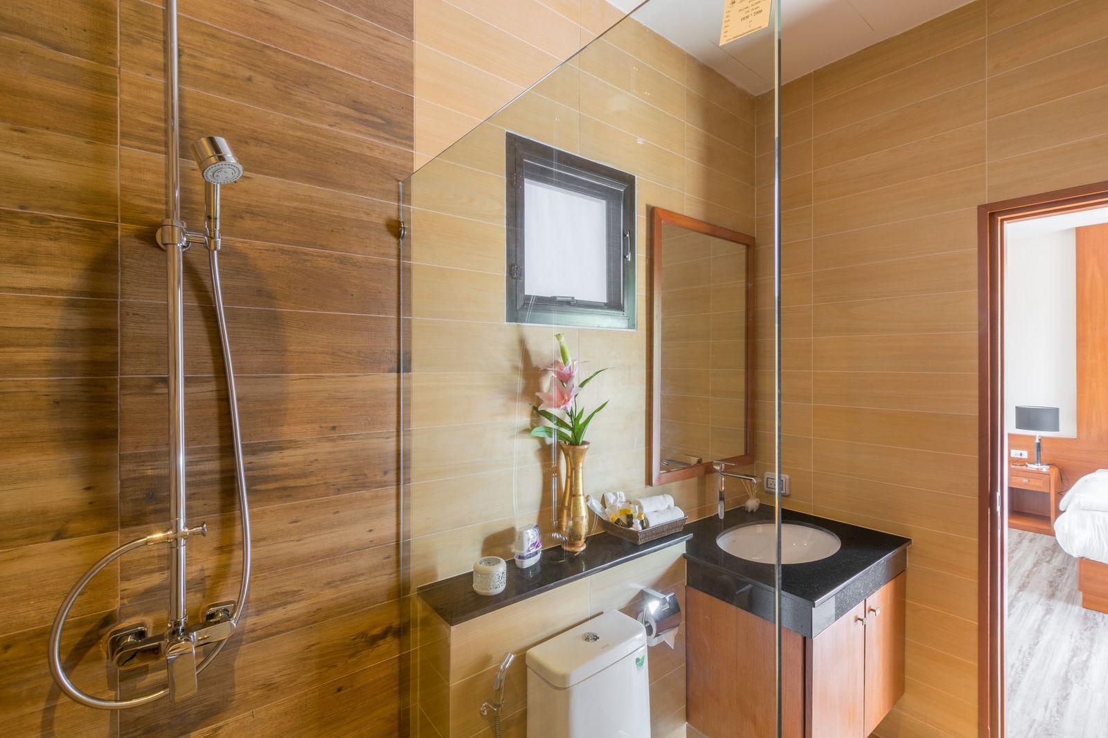 For Rent : Rawai VIP Luxury Villa 2 Bedrooms 2 Bathroom, Walk distance to the beach