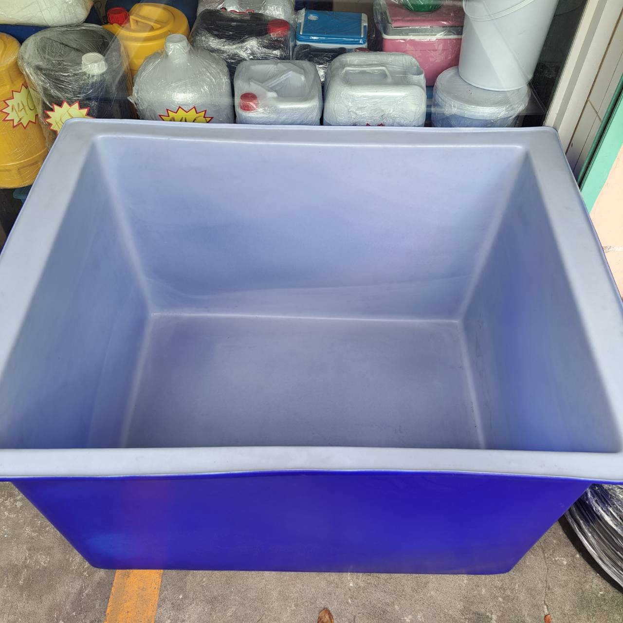 กระบะเหลี่ยม 800 ลิตร