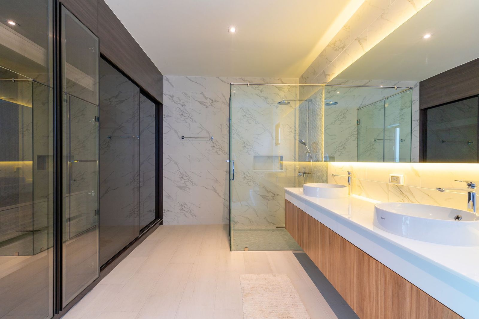 For Sales : New Modern Pool villas in Pasak , 3 bedrooms 3 bathrooms