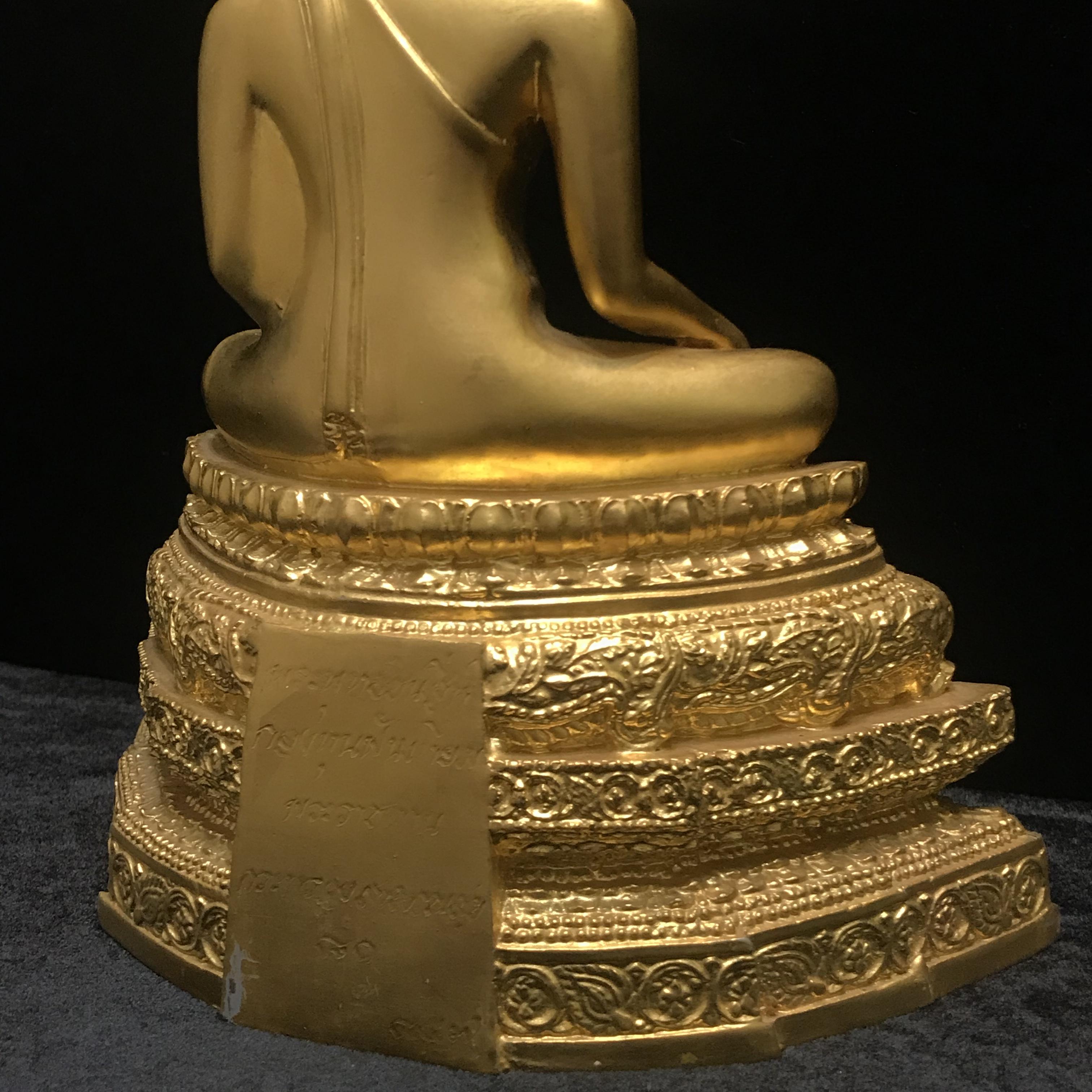 พระบูชาพระพุทธชินสีห์ ภปร. (รุ่น2) หน้าตัก 5นิ้ว ปิดทอง กองทุนฟันเทียมพระราชทาน ในวโรกาสมหามงคล 80 พรรษา ปี 2550 (องค์หมายเลข447)(1ใน1999องค์)หายาก