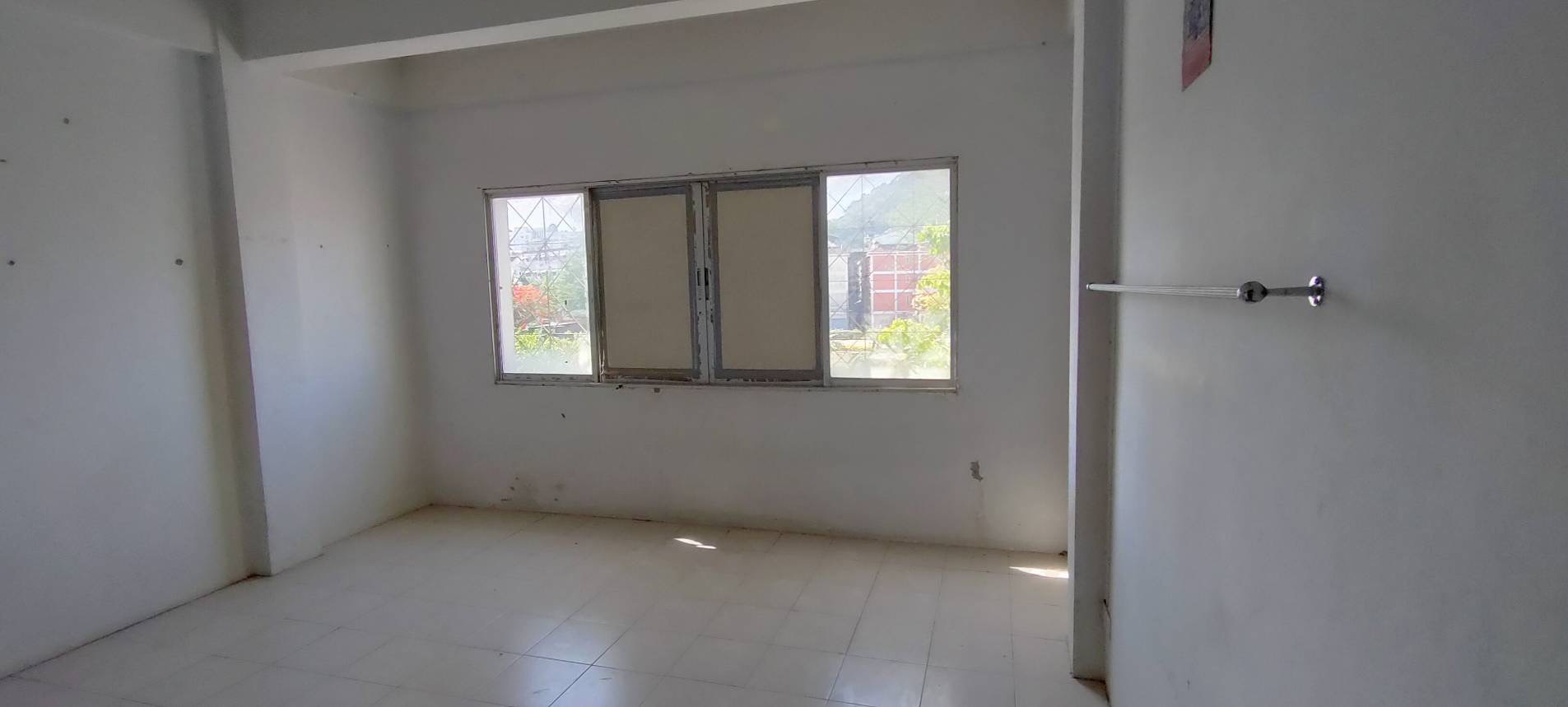 For Sale : Phuket Town, 4-Storey Commercial Builing, 3 Bathrooms, 15 Sqw.