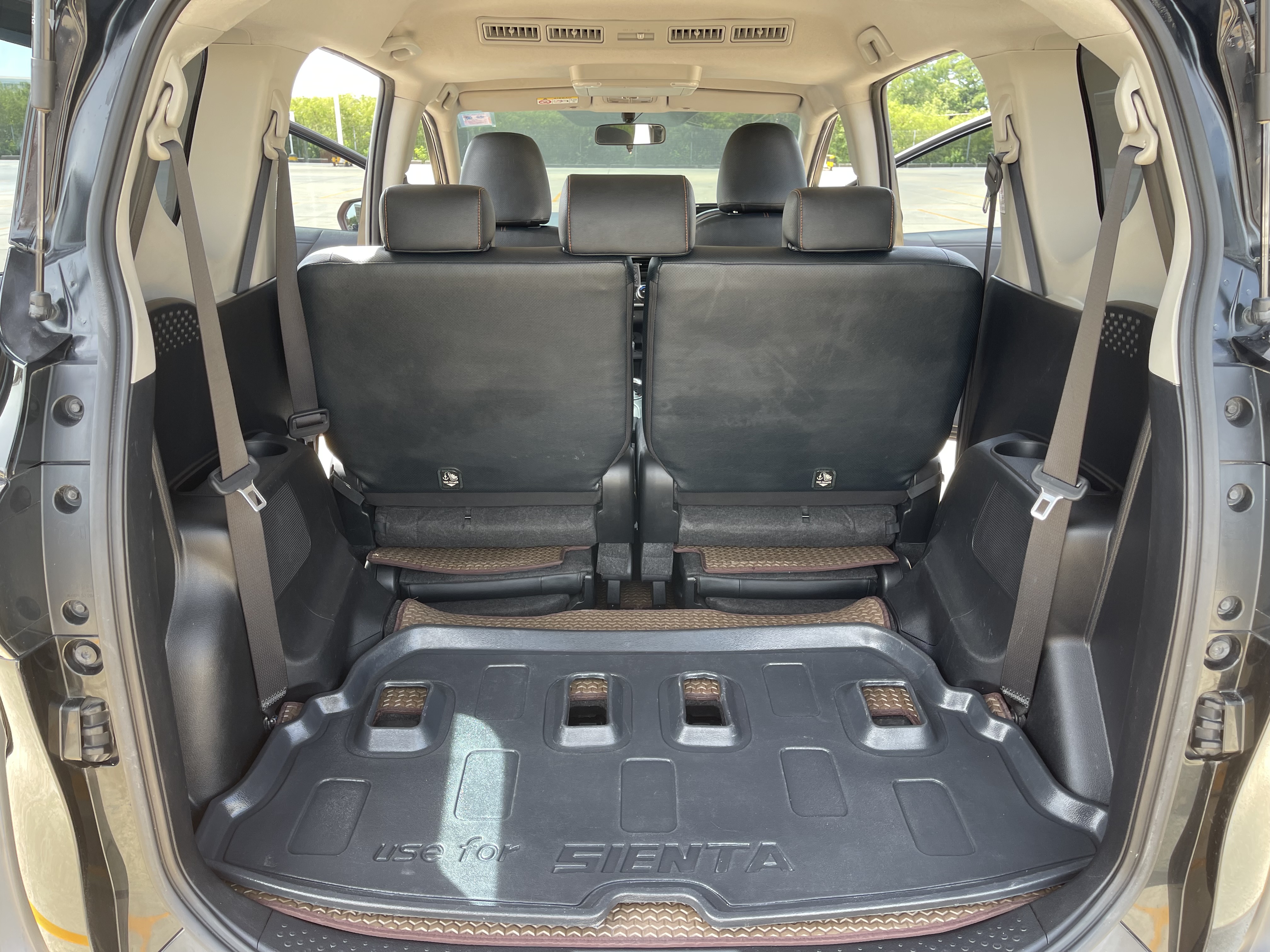 Toyota Sienta 1.5 V At 2018 ดำ