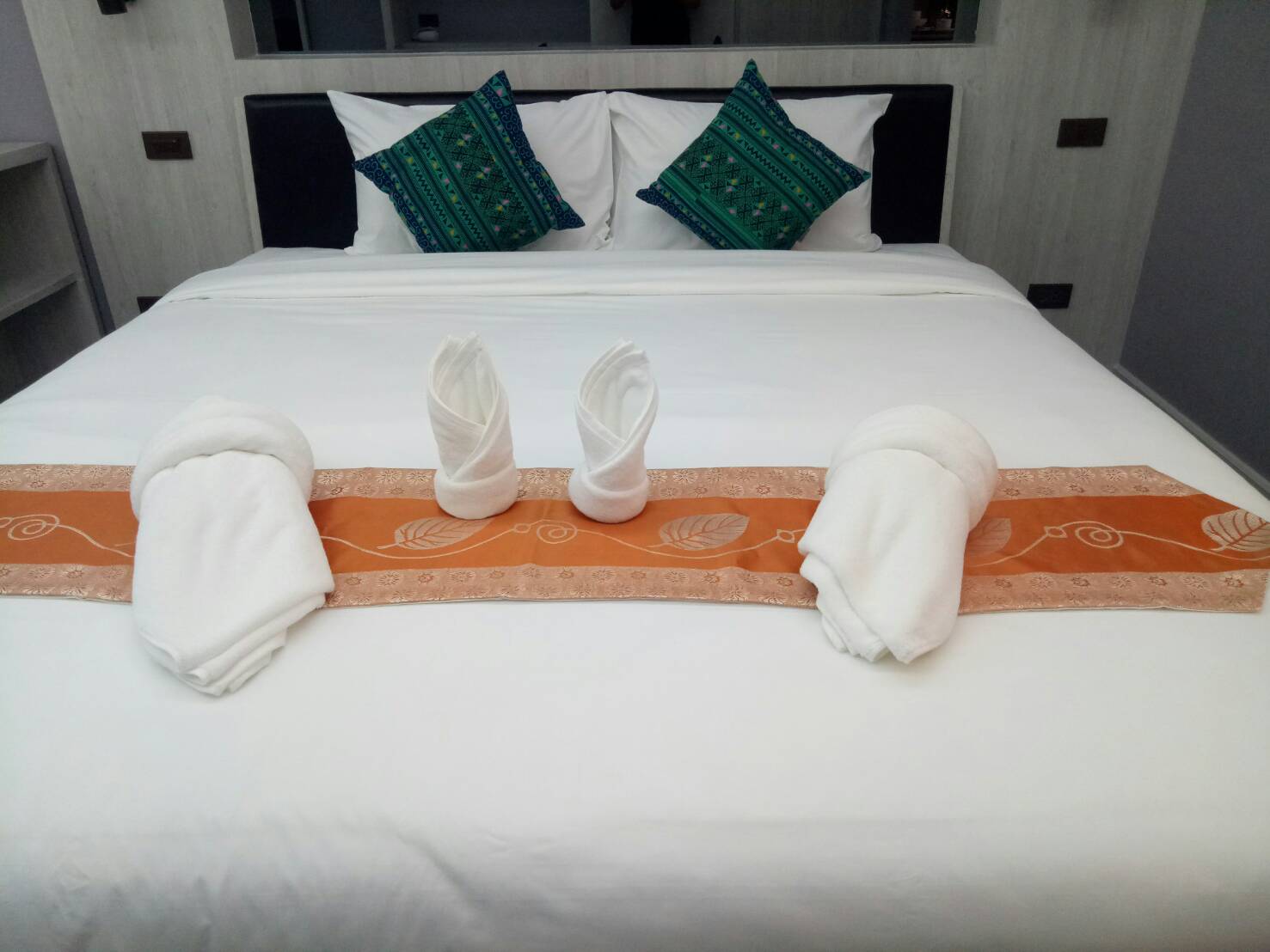 For Rent : Kathu The Green Golf Residence Condominium Studioroom 48 Sq.m 2nd Floor, Green view