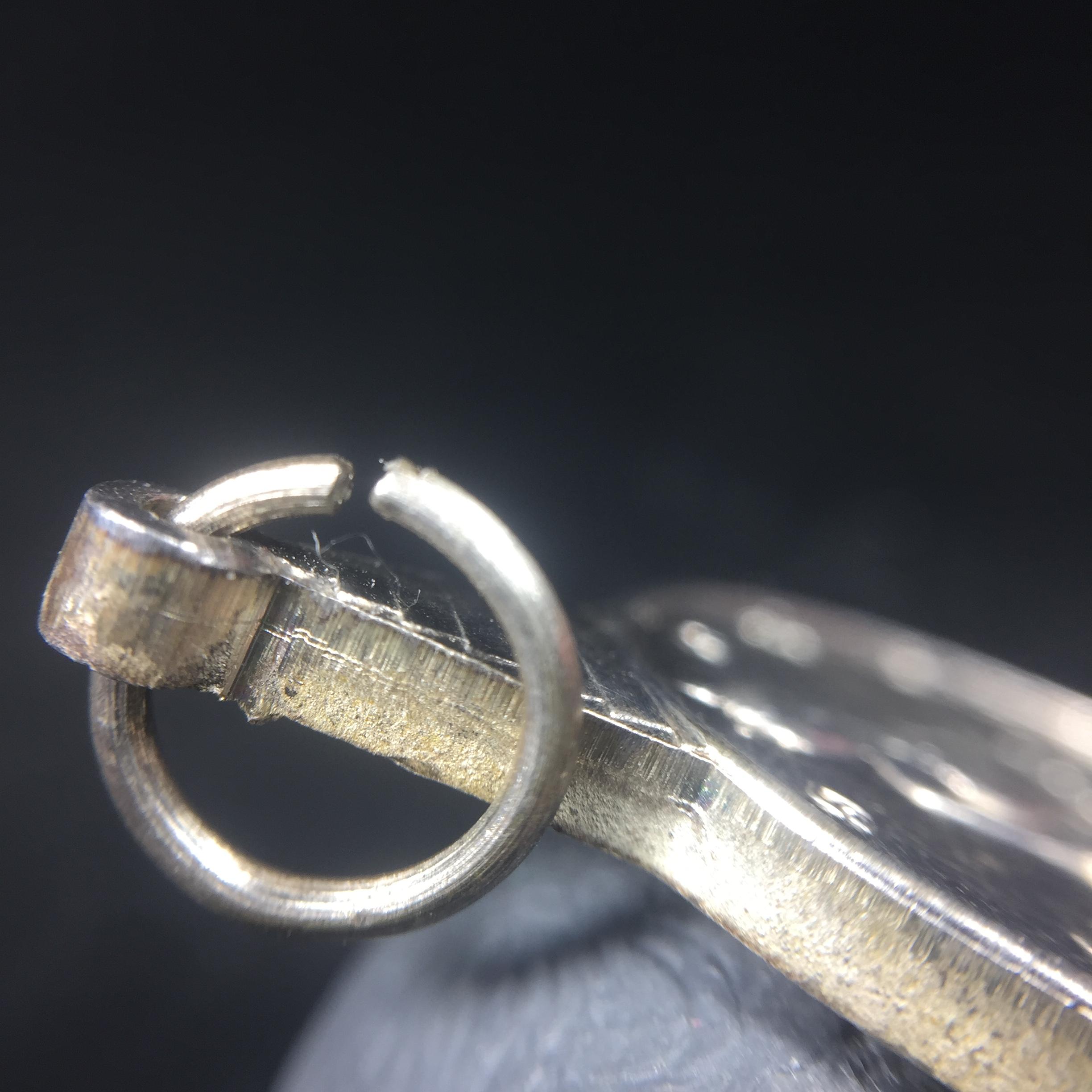 เหรียญพระชัยหลังช้าง ภปร. ครบ 5 รอบ ในหลวงรัชกาลที่9 พ.ศ.2530 เนื้อเงินพิมพ์เล็ก(หนัก 2 สลึง(7.6กรัม))หายาก สภาพสวยเดิมพร้อมซองเดิมกองกษาปณ์(พิธีใหญ่ รุ่นยอดมนิยม)