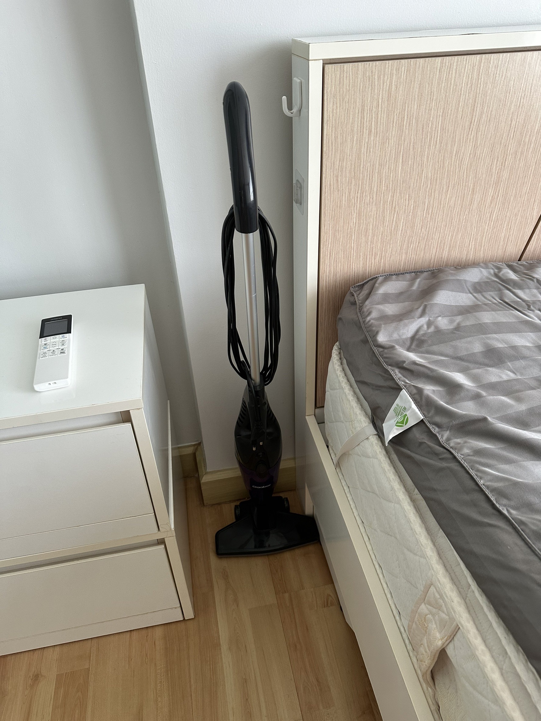 For Rent : The Light Saung Laung, 1 Bedroom 1 Bathroom