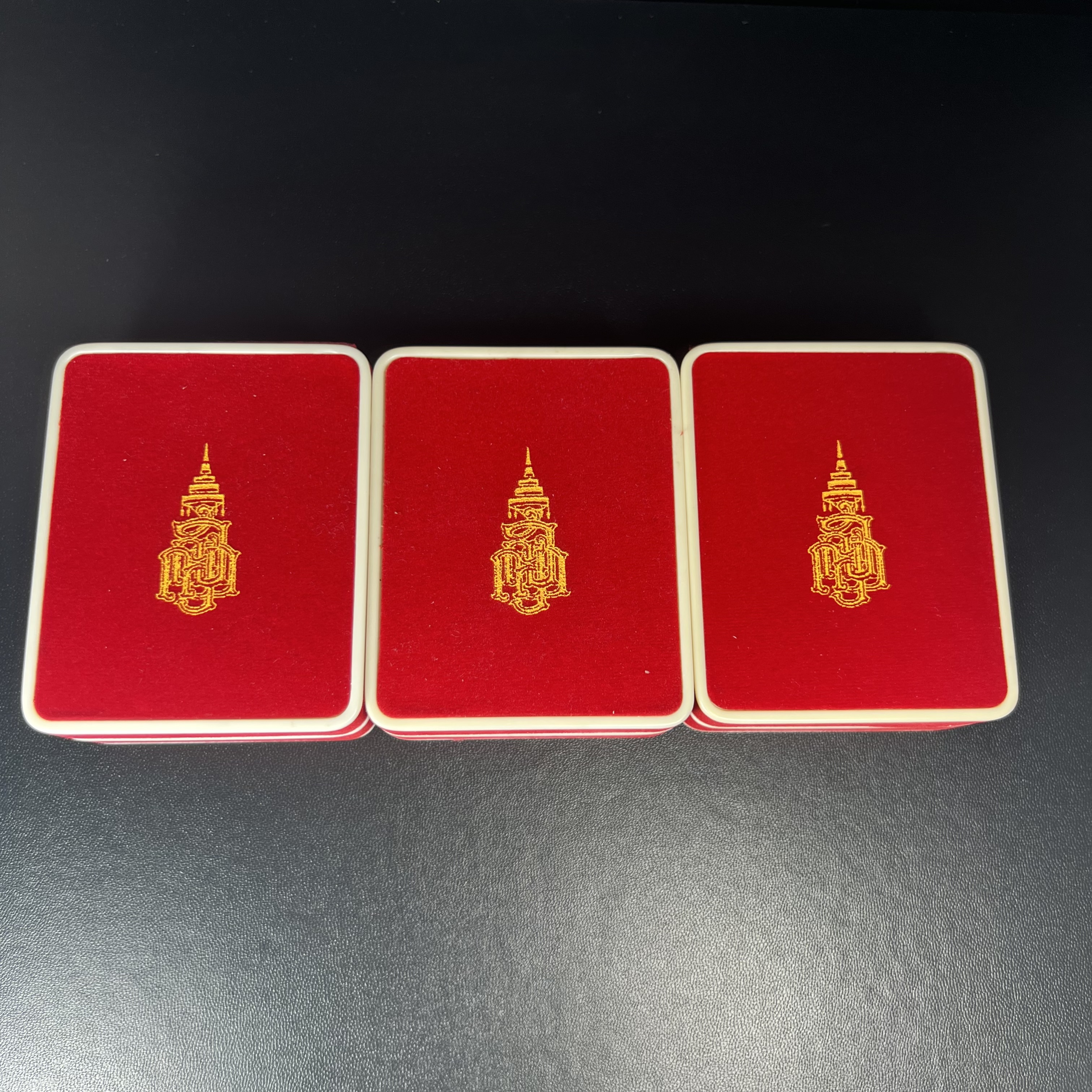 พระกริ่งยอดแก้ว ญสส. สมเด็จพระญาณสังวร สมเด็จพระสังฆราช เนื้อนวโลหะ วัดบวรนิเวศวิหาร ปี 2548 (ประทานมวลสารและพระเกศา ผงอันเป็นศิริมงคล)(1 ใน 4992 องค์)