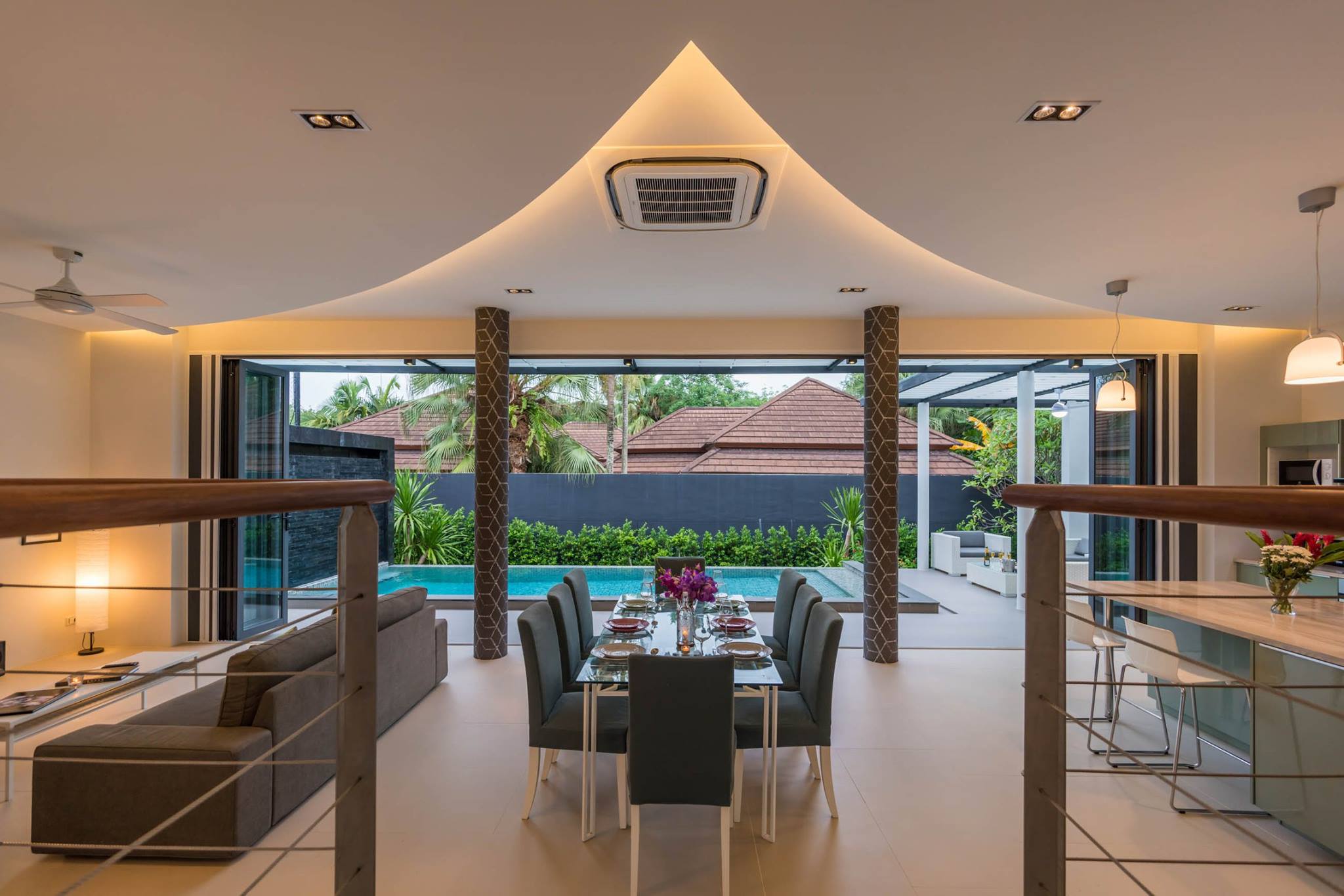 For Sale : BangTao Private Luxury Pool Villa, 10 bedrooms 10 Bathrooms